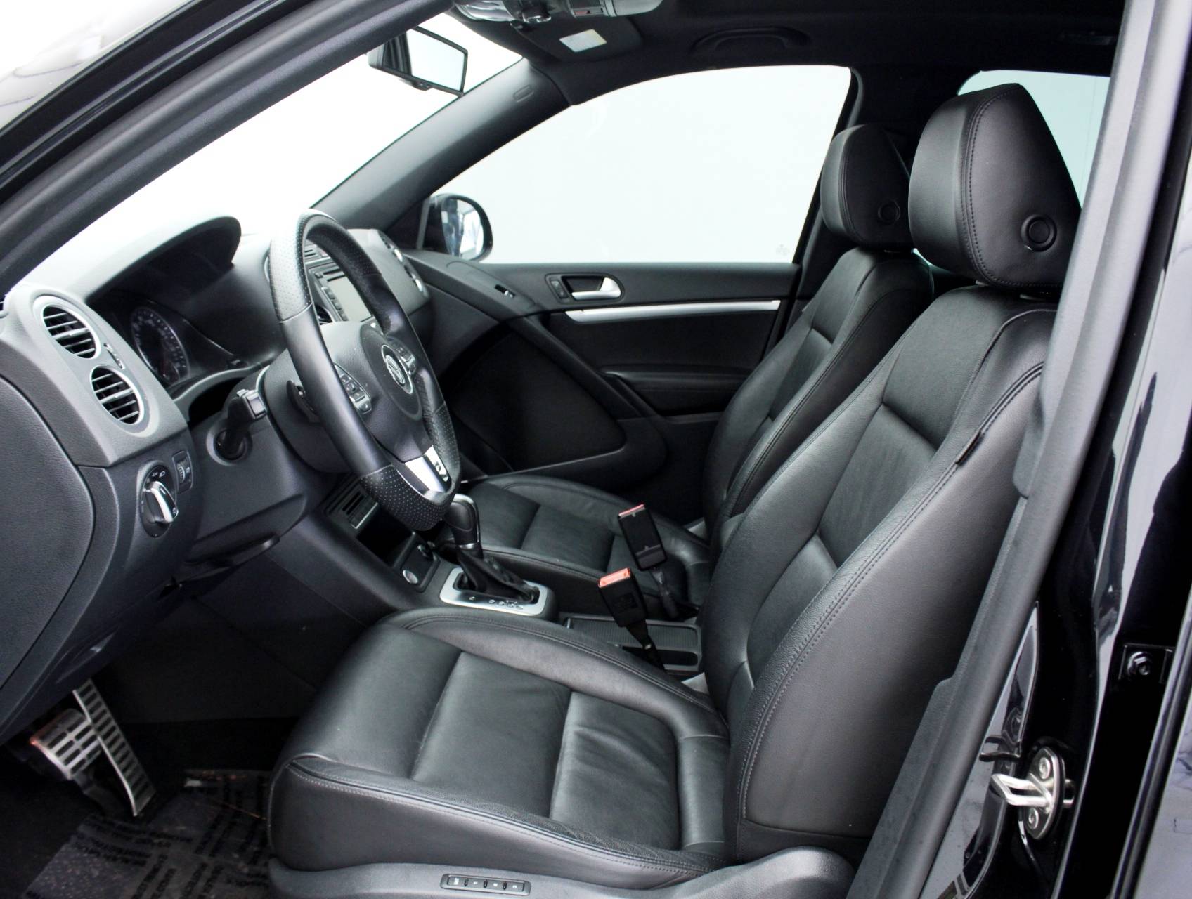 Florida Fine Cars - Used VOLKSWAGEN TIGUAN 2015 HOLLYWOOD R Line