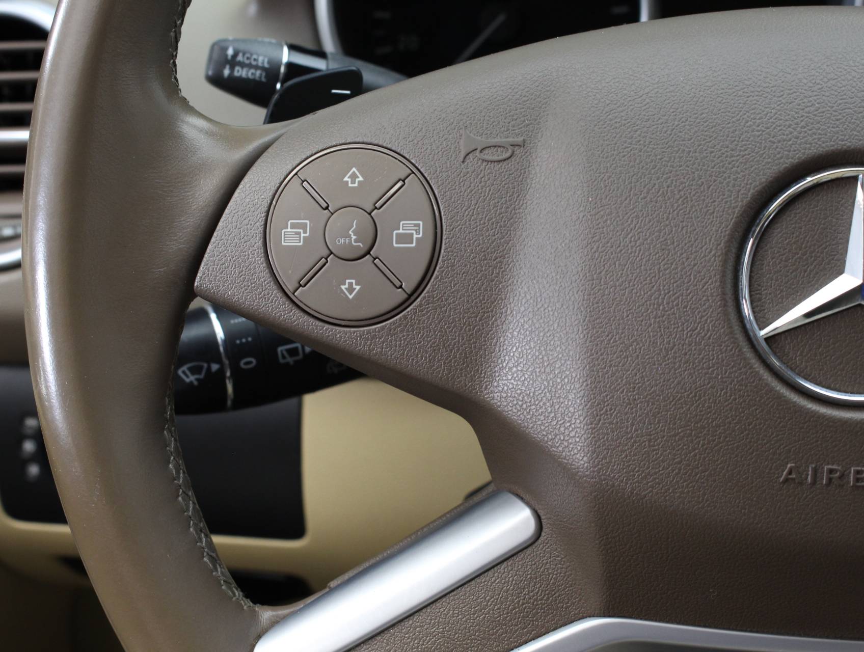 Florida Fine Cars - Used MERCEDES-BENZ M CLASS 2011 HOLLYWOOD ML350