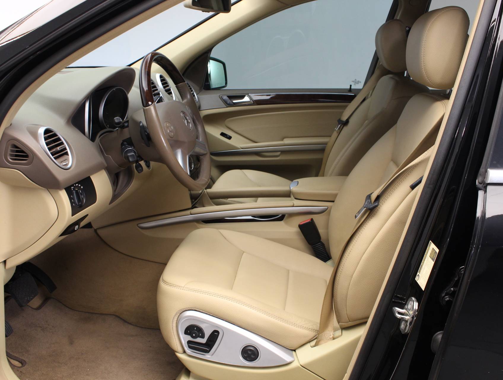 Florida Fine Cars - Used MERCEDES-BENZ M CLASS 2011 HOLLYWOOD ML350