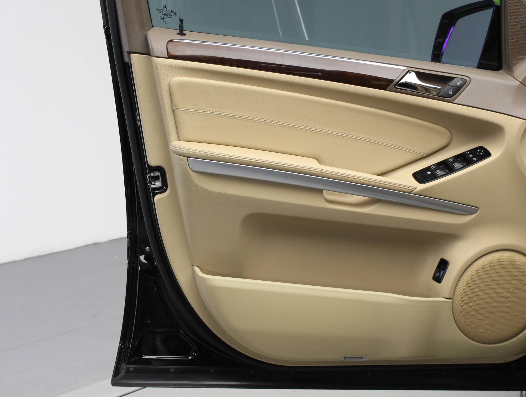 Florida Fine Cars - Used MERCEDES-BENZ M CLASS 2011 HOLLYWOOD ML350