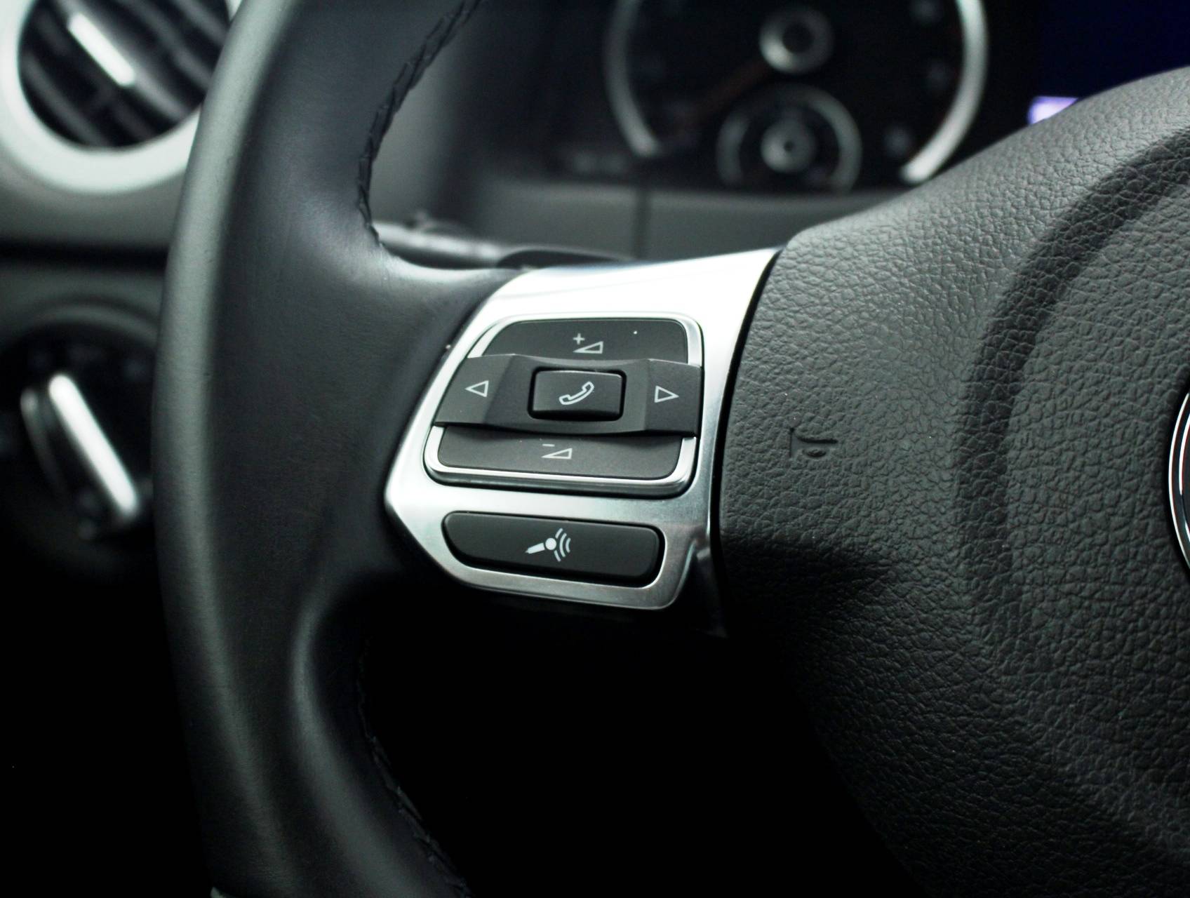 Florida Fine Cars - Used VOLKSWAGEN TIGUAN 2015 HOLLYWOOD R-Line