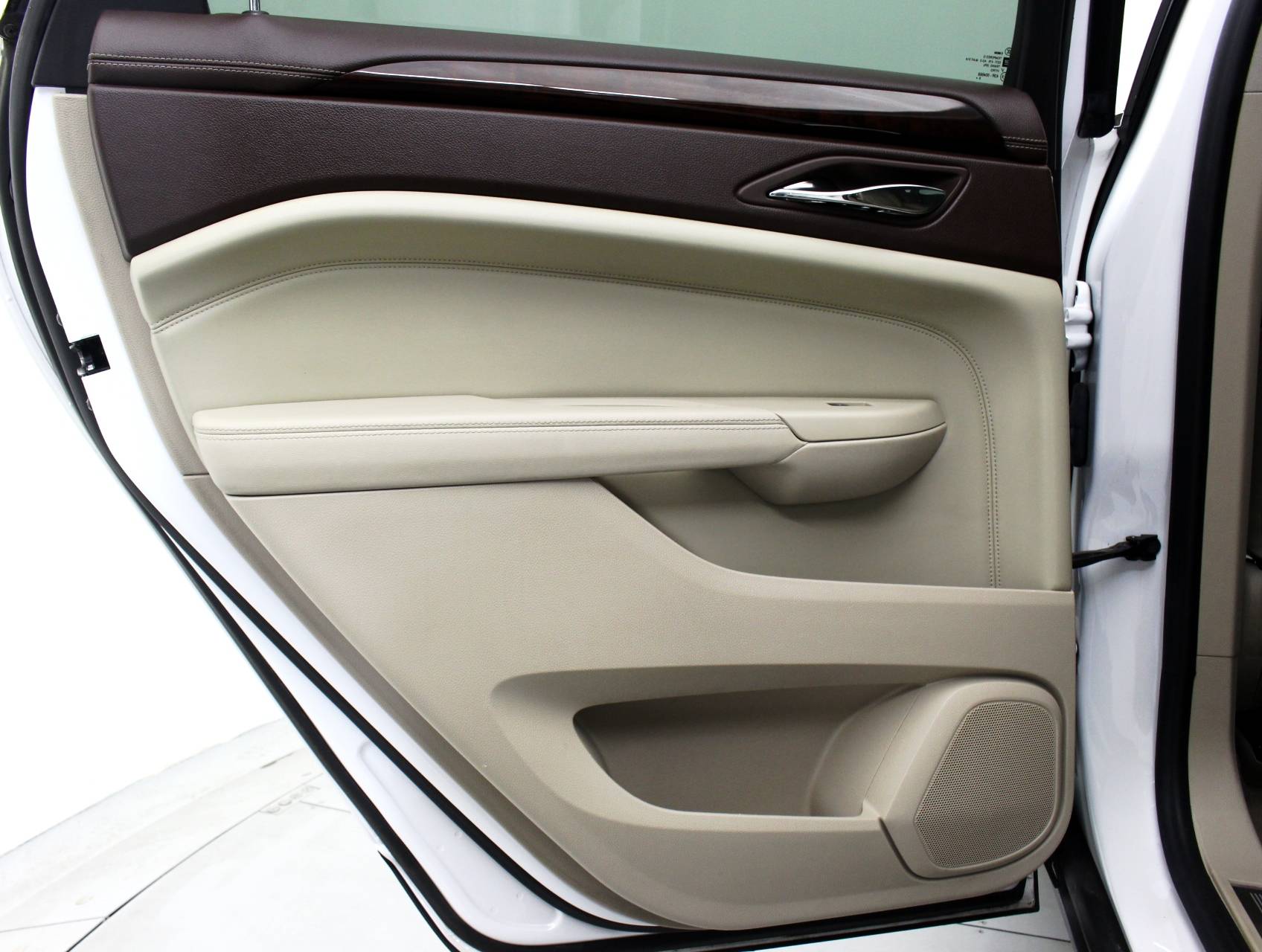 Florida Fine Cars - Used CADILLAC Srx 2010 MIAMI LUXURY