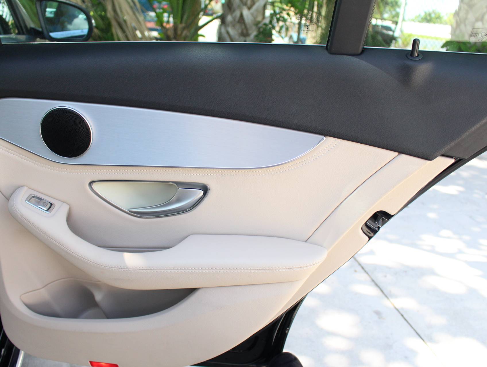 Florida Fine Cars - Used MERCEDES-BENZ C CLASS 2015 MARGATE C300