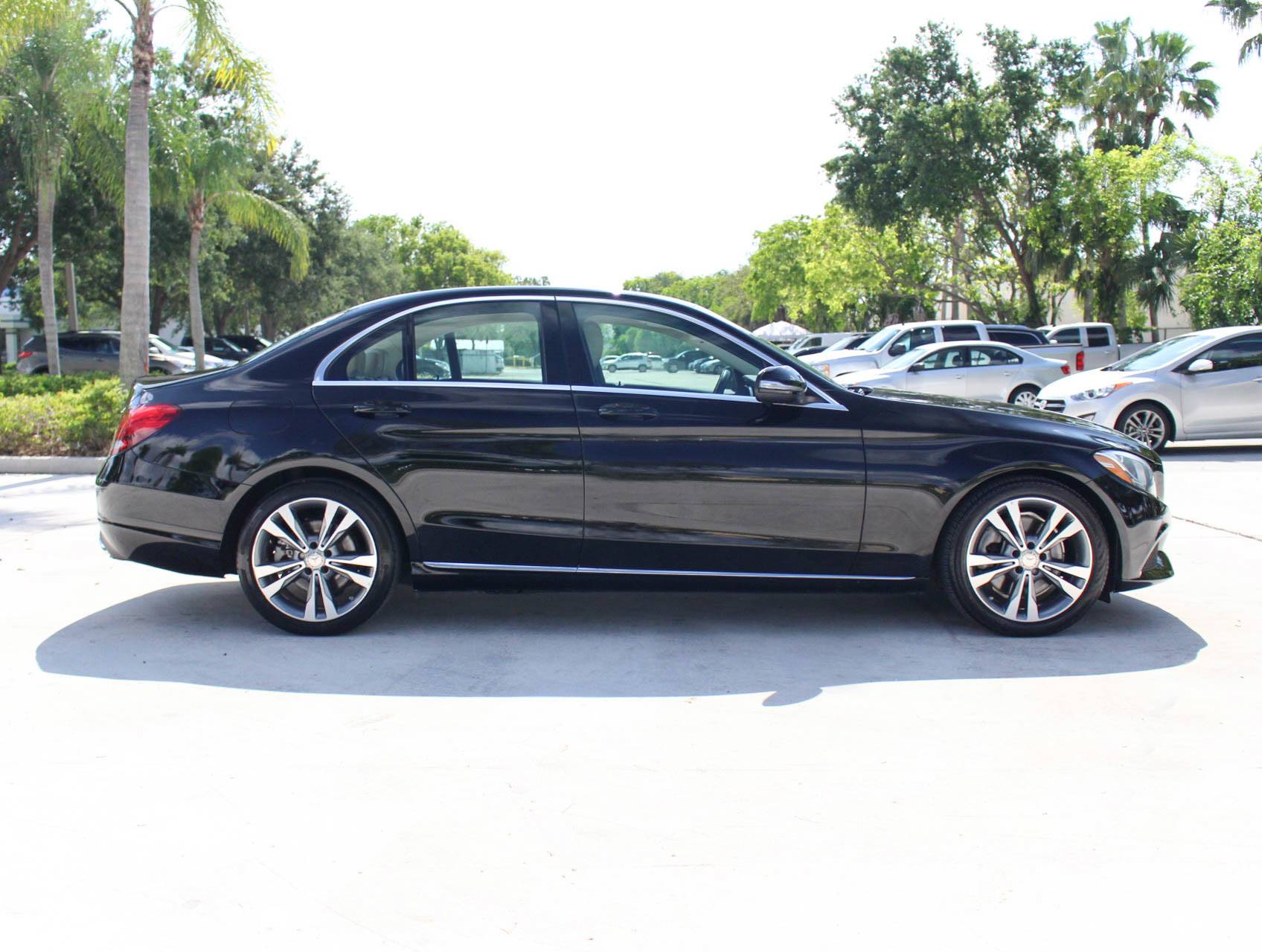 Florida Fine Cars - Used MERCEDES-BENZ C CLASS 2015 MARGATE C300