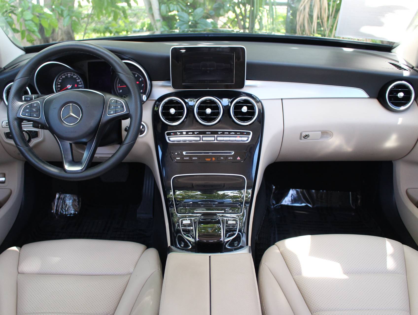 Florida Fine Cars - Used MERCEDES-BENZ C CLASS 2015 MARGATE C300