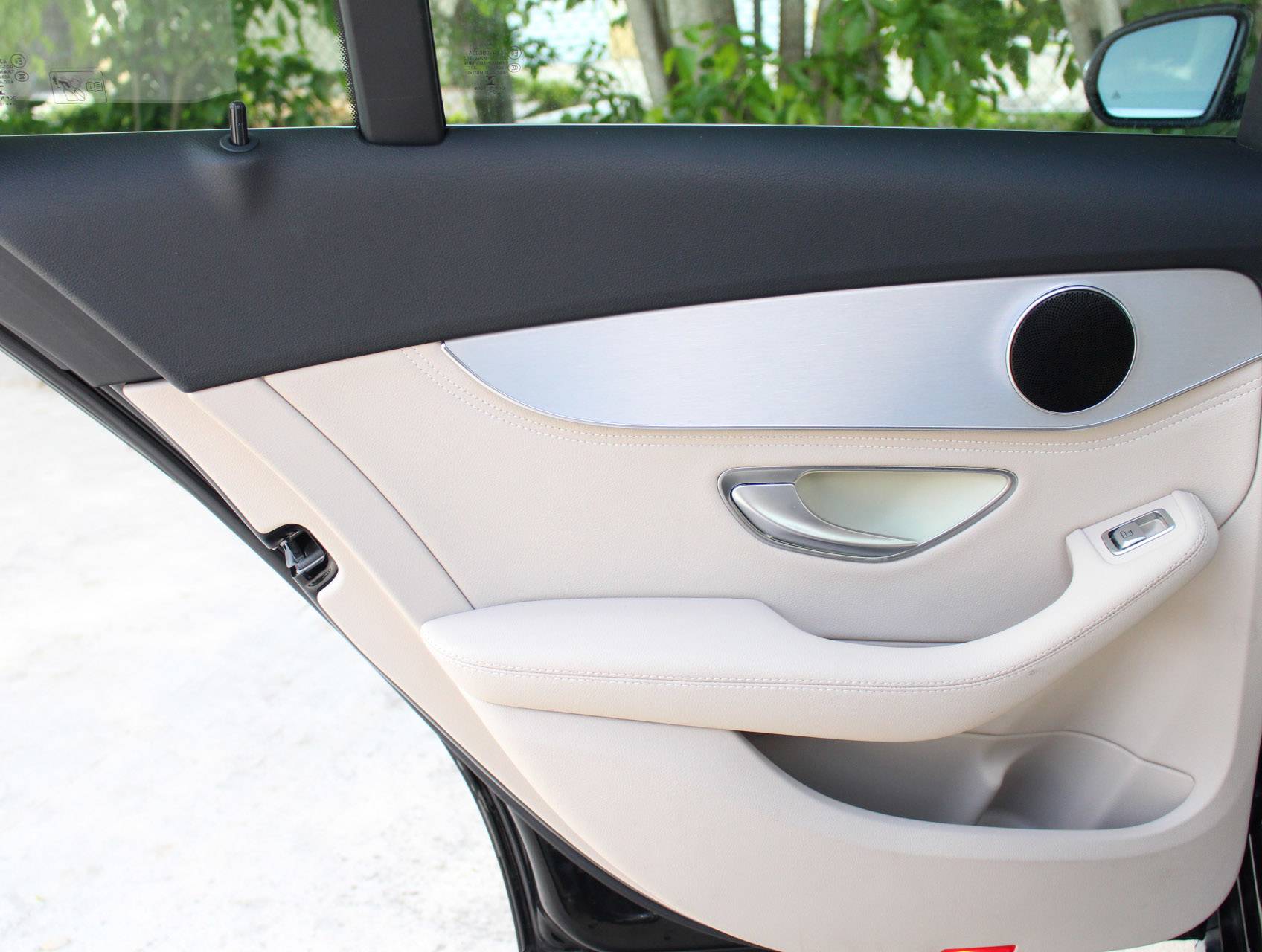 Florida Fine Cars - Used MERCEDES-BENZ C CLASS 2015 MARGATE C300