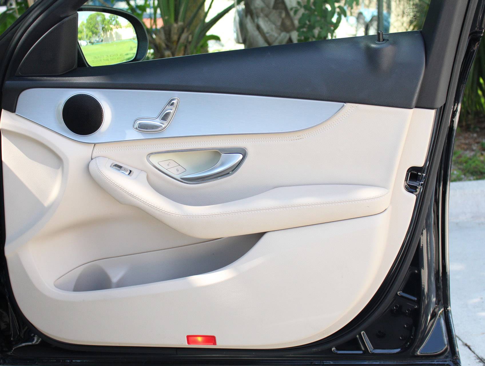 Florida Fine Cars - Used MERCEDES-BENZ C CLASS 2015 MARGATE C300