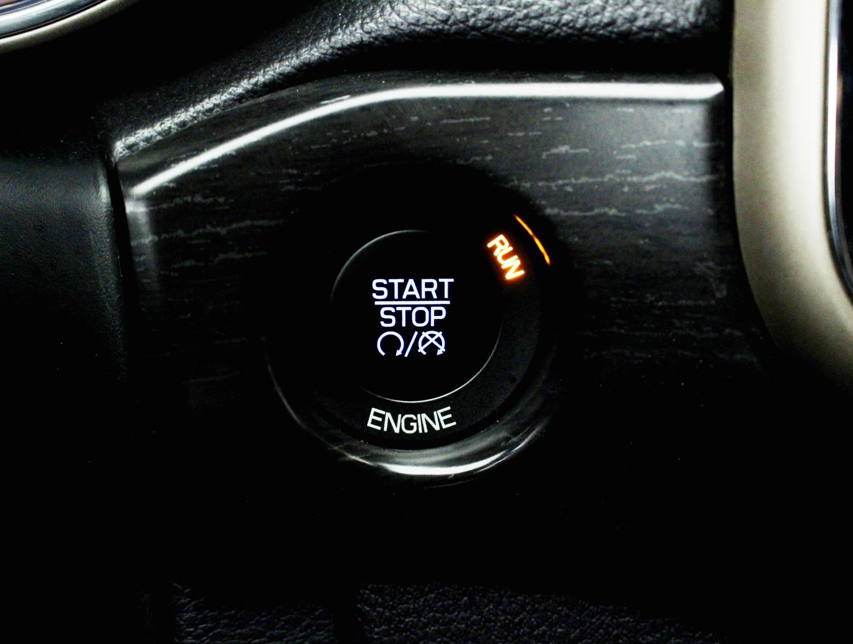 Florida Fine Cars - Used JEEP GRAND CHEROKEE 2014 HOLLYWOOD LAREDO