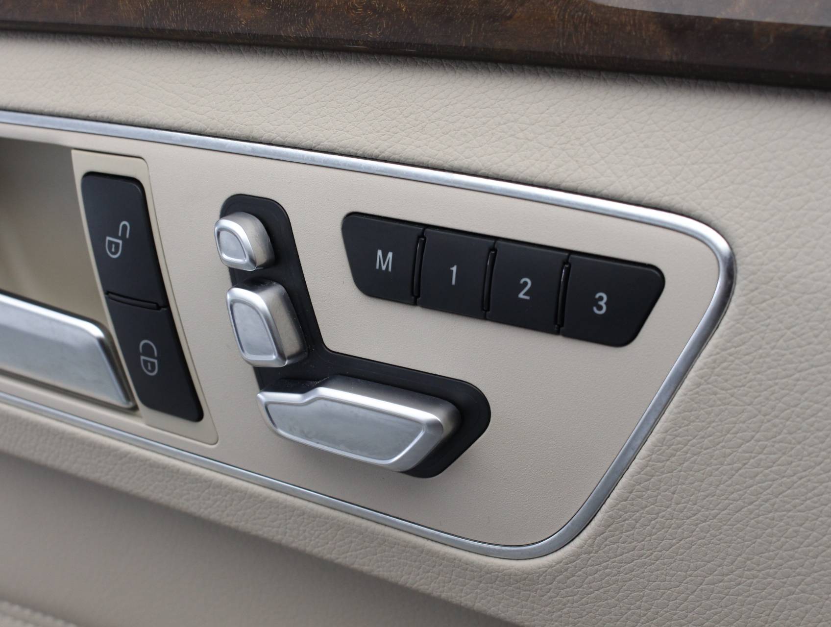 Florida Fine Cars - Used MERCEDES-BENZ E CLASS 2016 WEST PALM E350 4MATIC