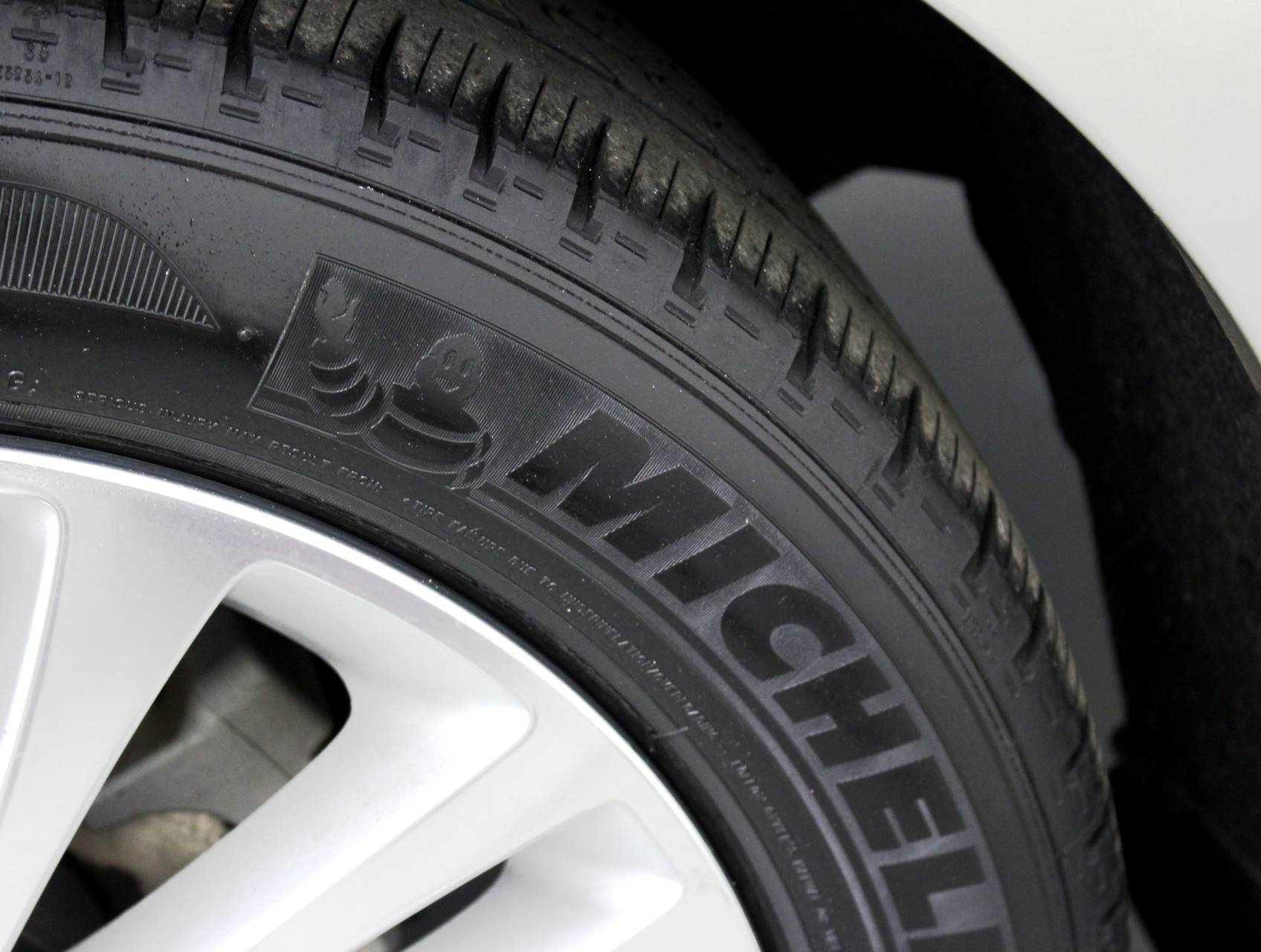 Florida Fine Cars - Used TOYOTA AVALON HYBRID 2013 HOLLYWOOD Limited