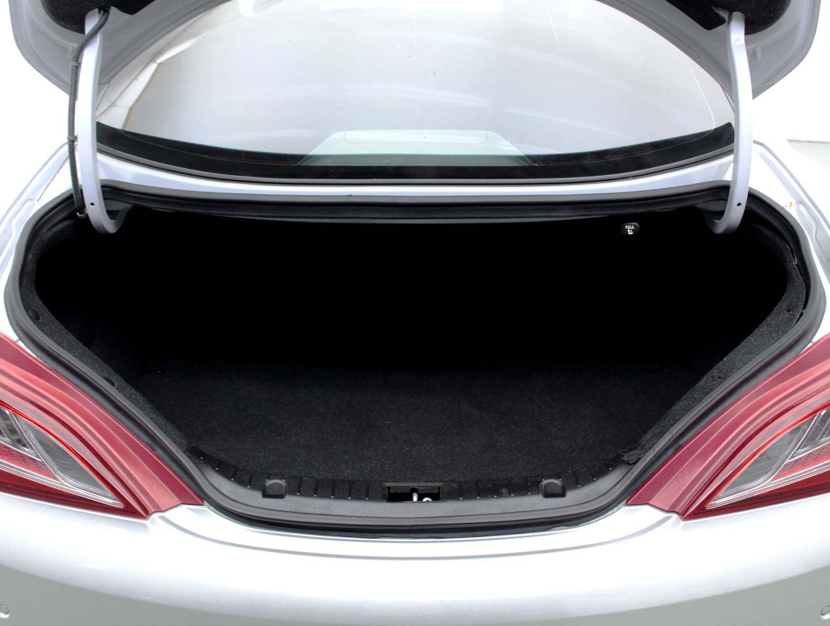 Florida Fine Cars - Used HYUNDAI GENESIS 2013 MIAMI Grand Touring