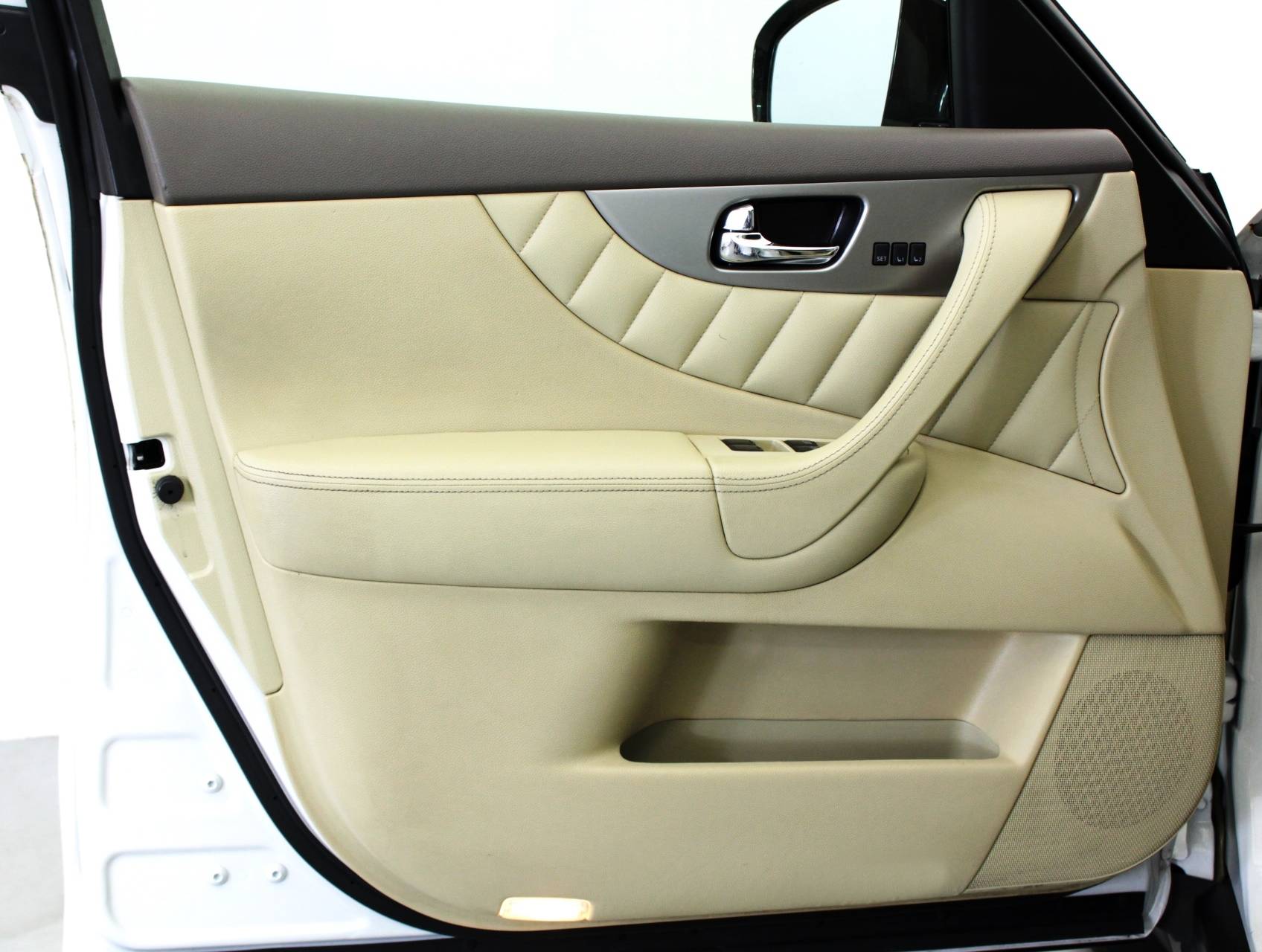 Florida Fine Cars - Used INFINITI QX70 2014 MIAMI 