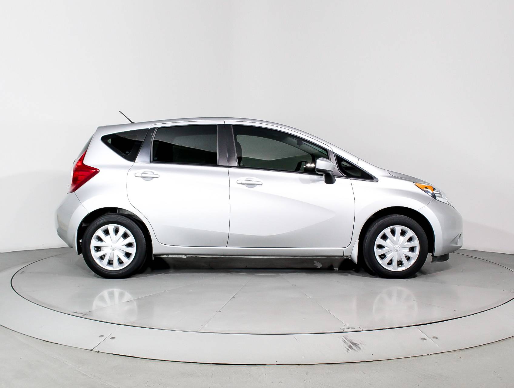 Florida Fine Cars - Used NISSAN VERSA NOTE 2015 HOLLYWOOD Sv