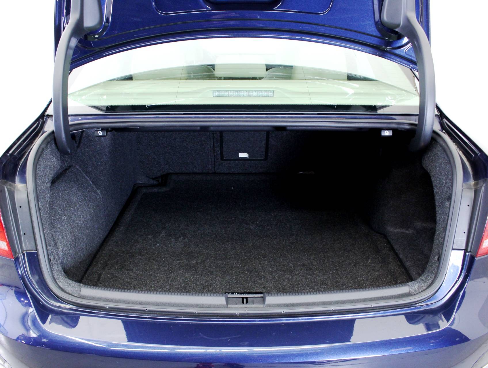 Florida Fine Cars - Used VOLKSWAGEN PASSAT 2013 MIAMI V6 Sel Premium