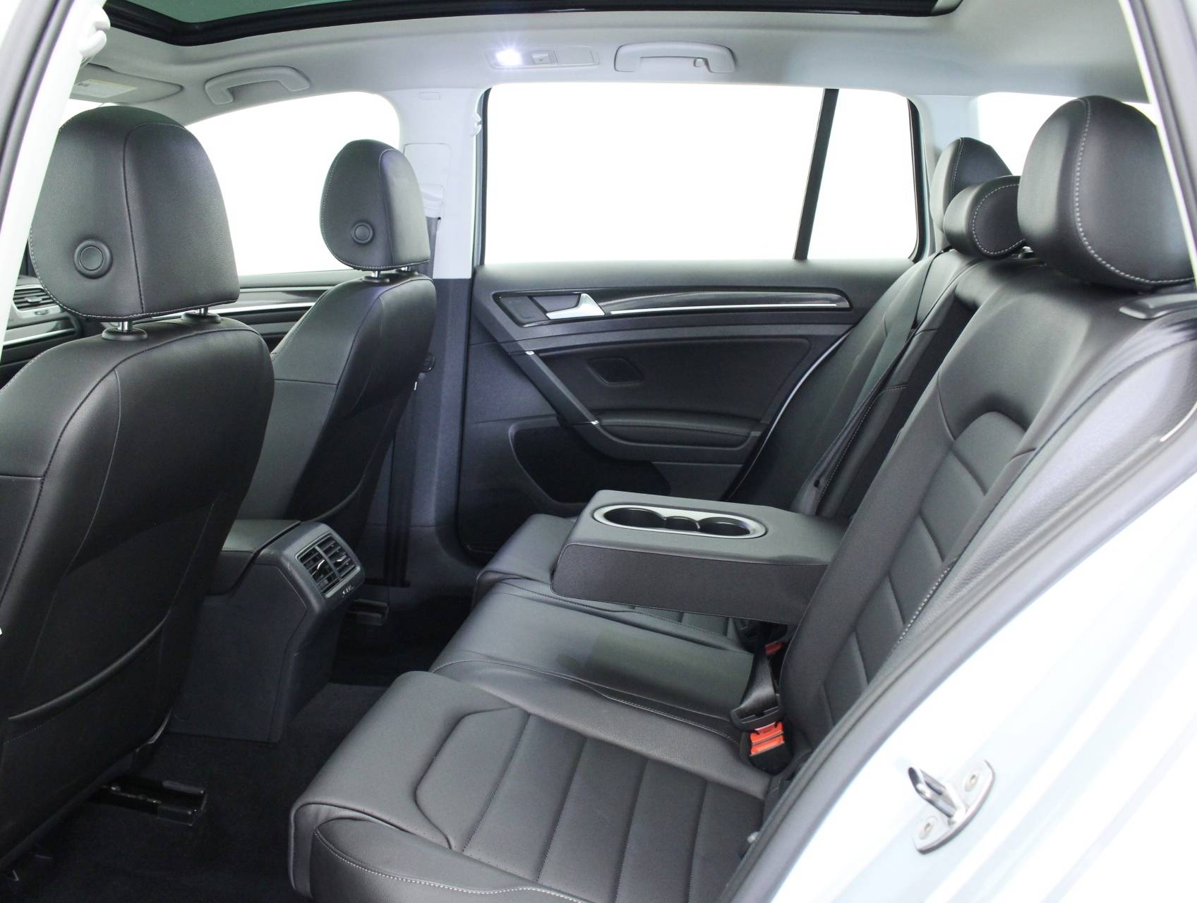 Florida Fine Cars - Used VOLKSWAGEN GOLF SPORTWAGEN 2015 MIAMI SPORTWAGEN TDI SEL