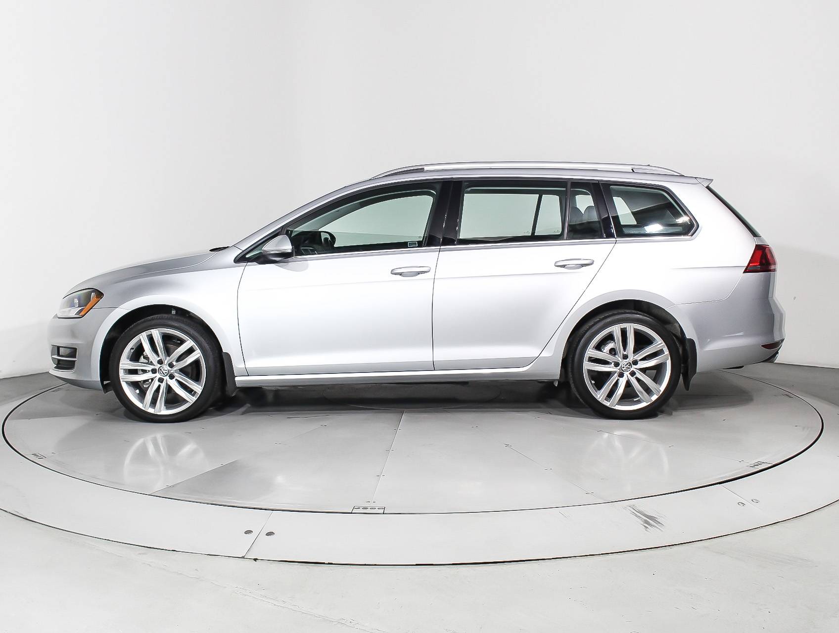 Florida Fine Cars - Used VOLKSWAGEN GOLF SPORTWAGEN 2015 MIAMI SPORTWAGEN TDI SEL