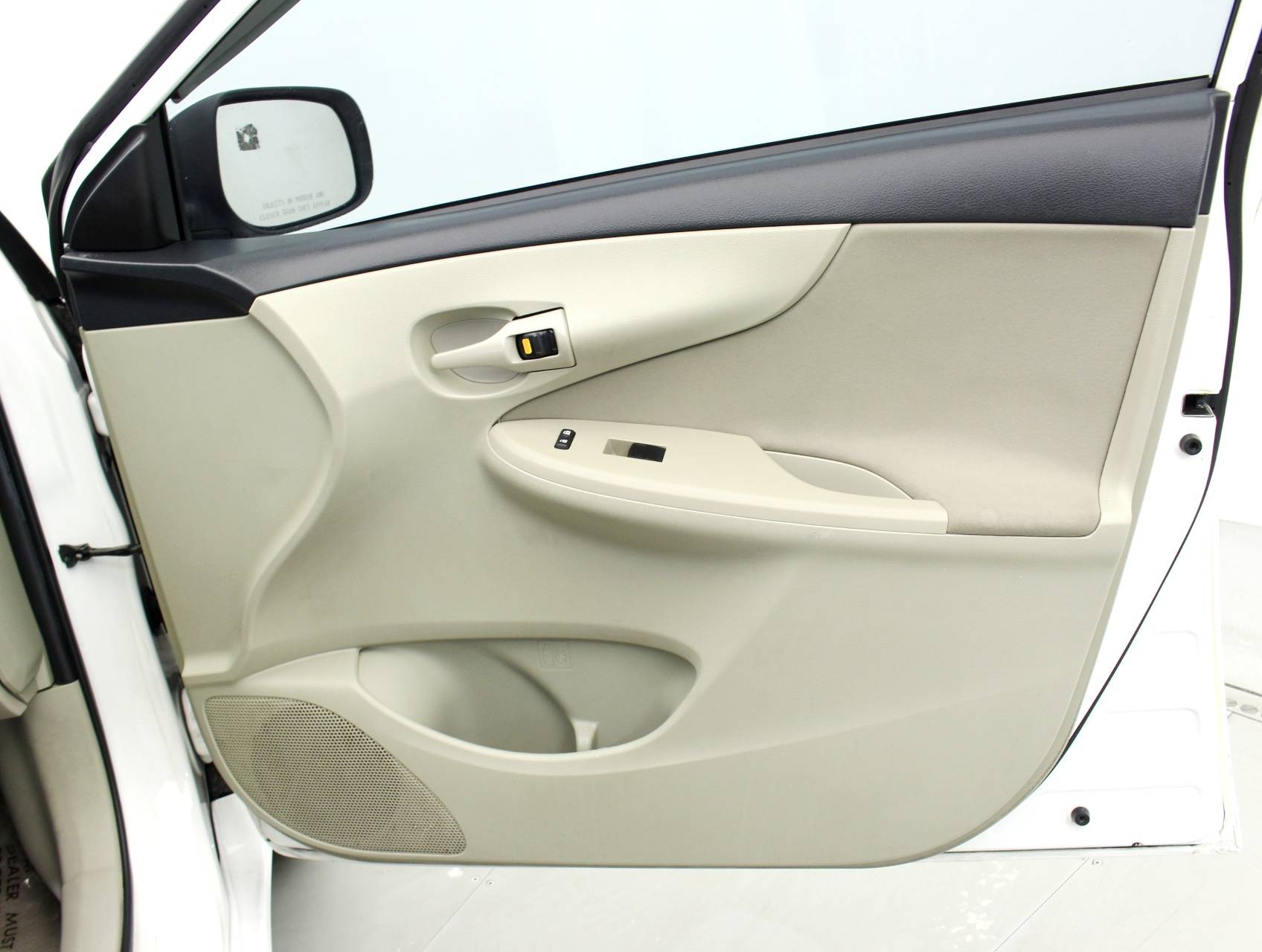 Florida Fine Cars - Used TOYOTA COROLLA 2012 HOLLYWOOD L