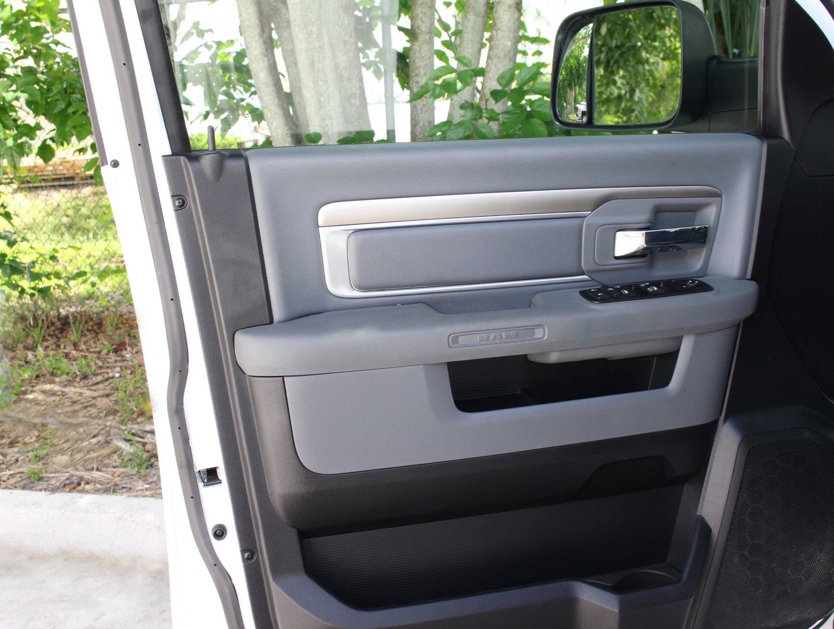 Florida Fine Cars - Used RAM 1500 2015 MARGATE Slt Big Horn