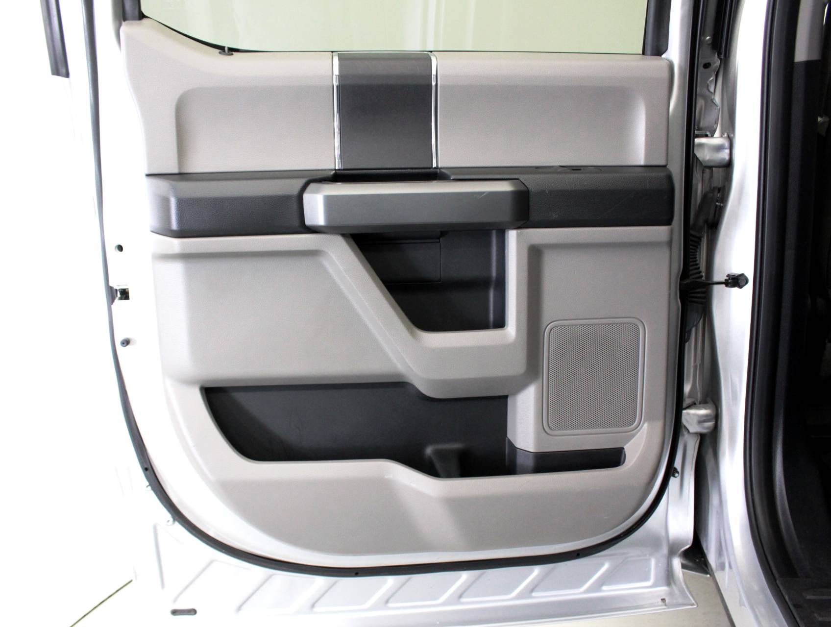 Florida Fine Cars - Used FORD F 150 2017 MIAMI Xlt