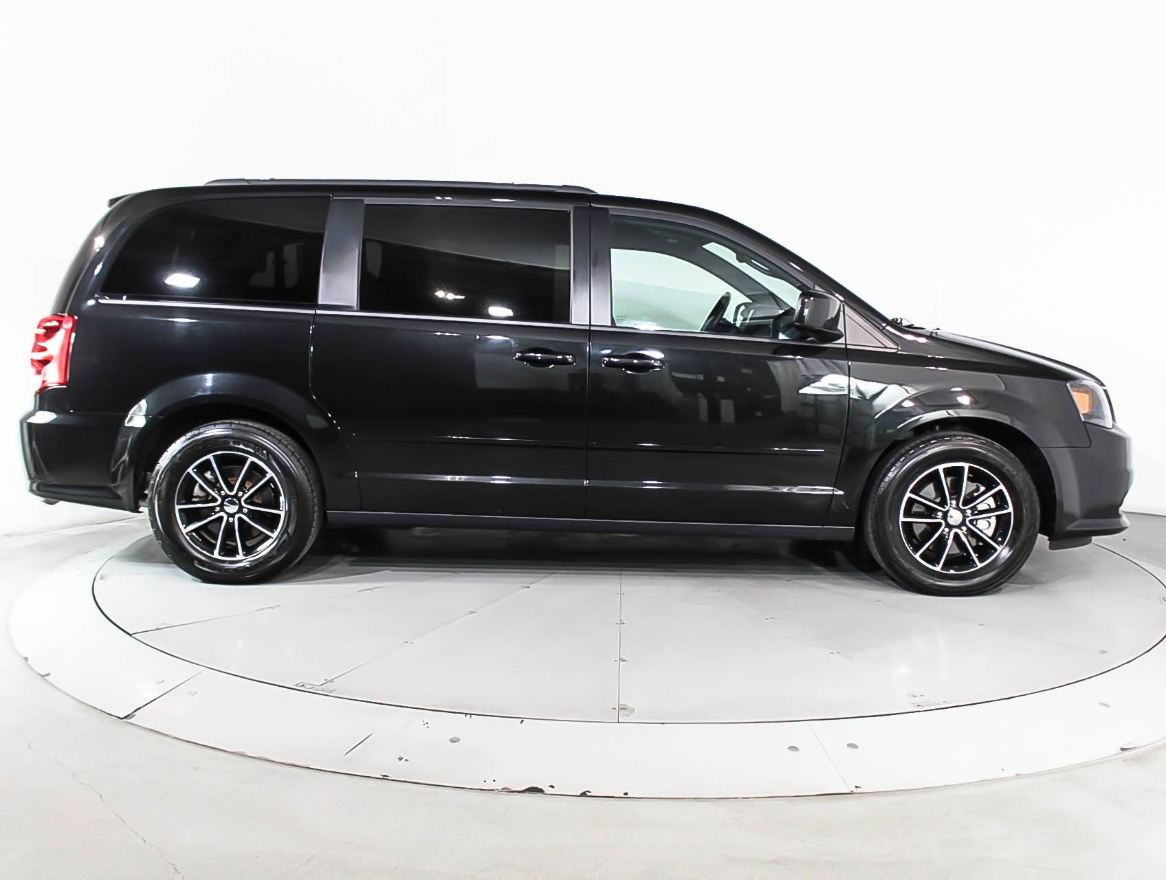 Florida Fine Cars - Used DODGE GRAND CARAVAN 2017 MIAMI Gt