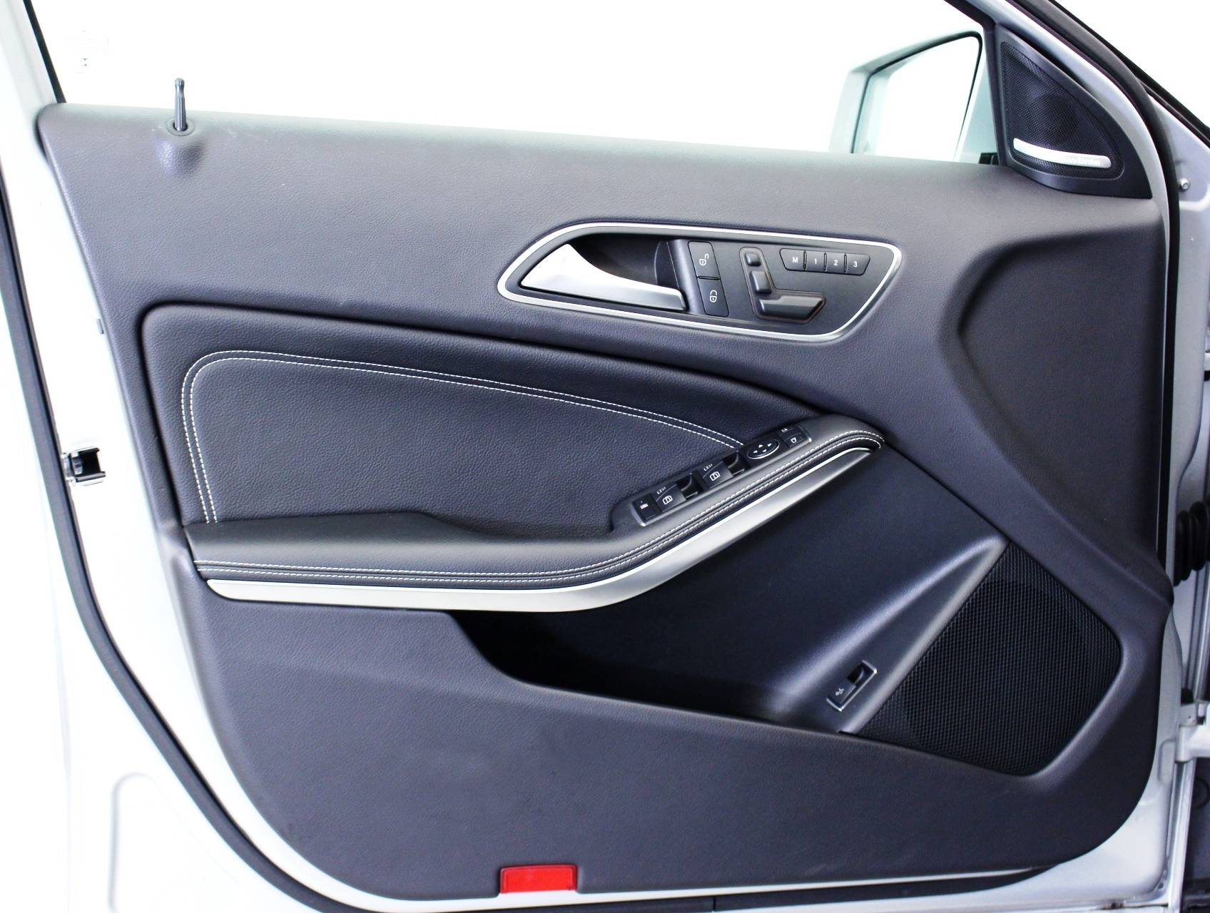 Florida Fine Cars - Used MERCEDES-BENZ GLA CLASS 2015 MIAMI GLA250