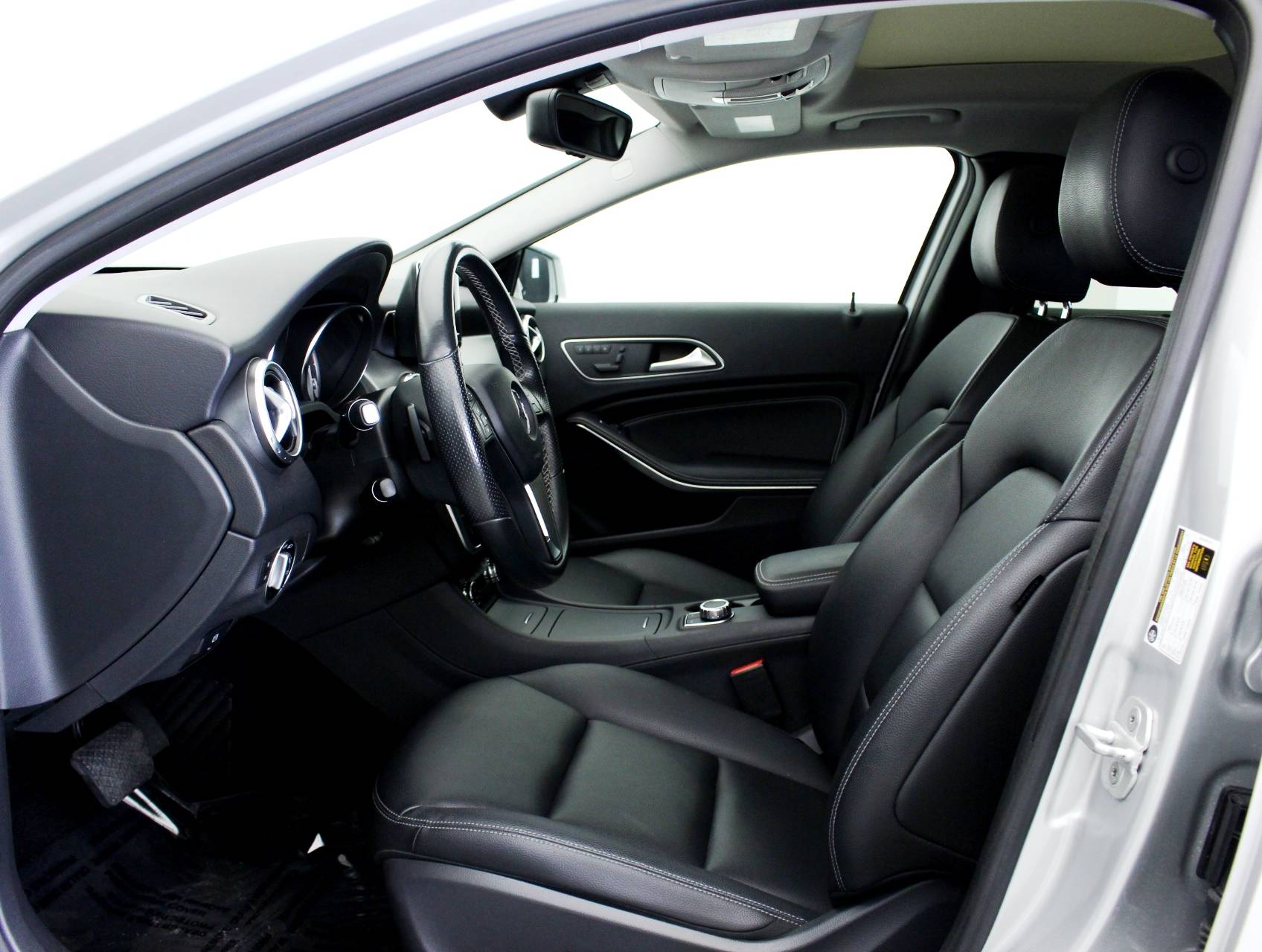 Florida Fine Cars - Used MERCEDES-BENZ GLA CLASS 2015 MIAMI GLA250