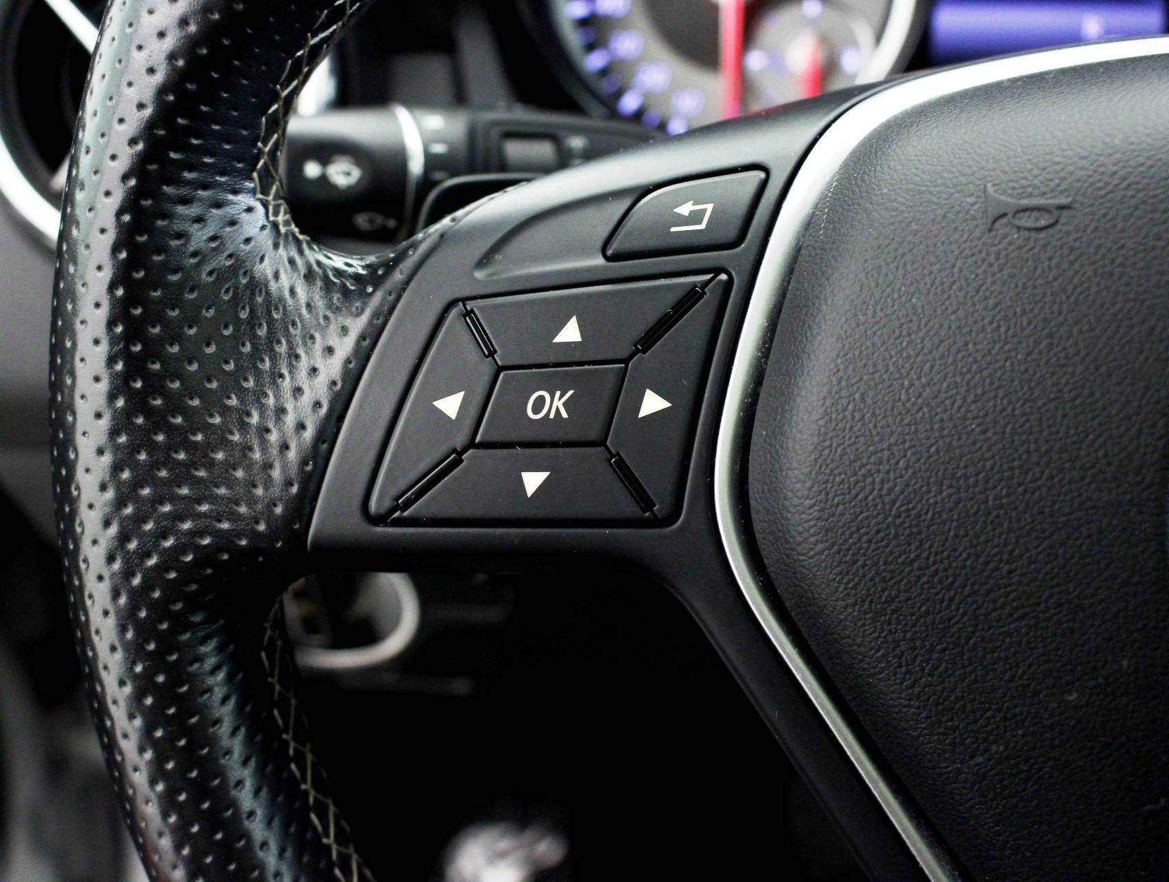 Florida Fine Cars - Used MERCEDES-BENZ GLA CLASS 2015 MIAMI GLA250