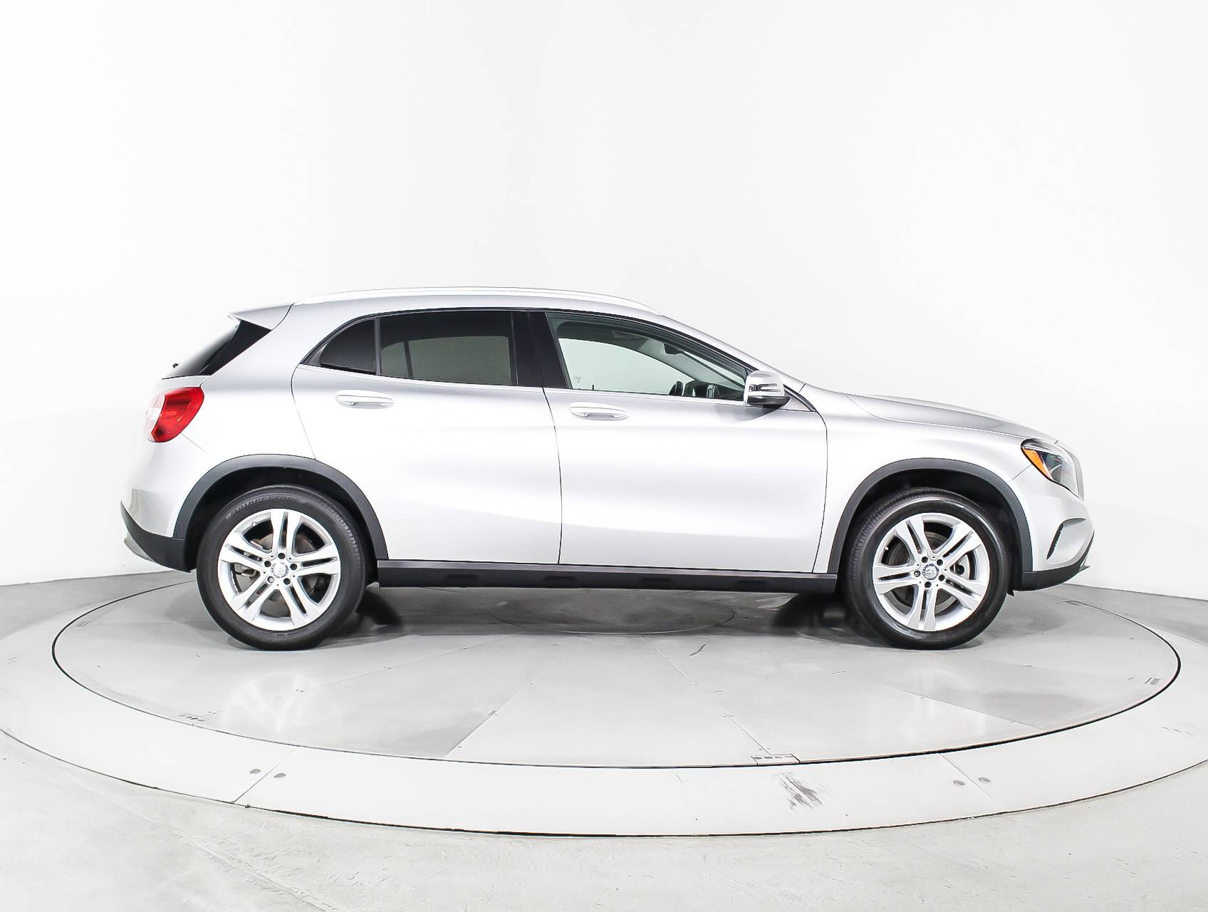 Florida Fine Cars - Used MERCEDES-BENZ GLA CLASS 2015 MIAMI GLA250