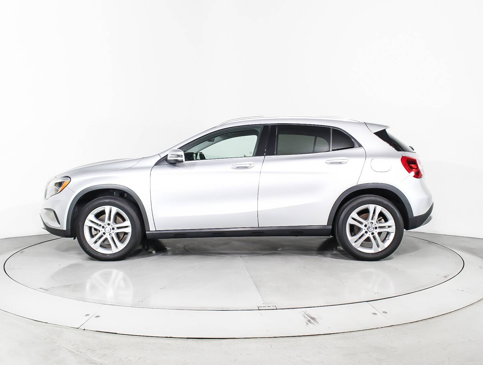 Florida Fine Cars - Used MERCEDES-BENZ GLA CLASS 2015 MIAMI GLA250