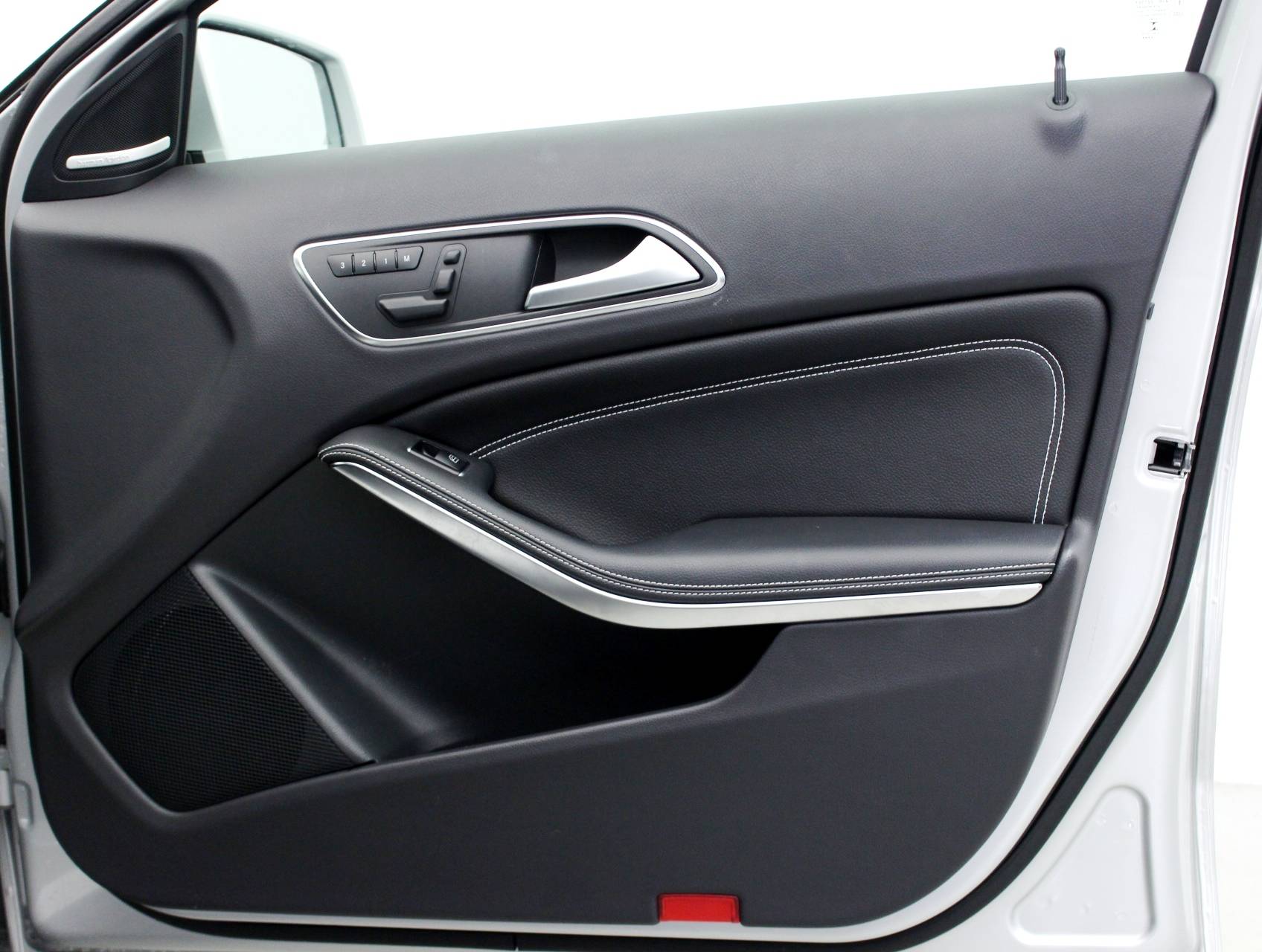 Florida Fine Cars - Used MERCEDES-BENZ GLA CLASS 2015 MIAMI GLA250