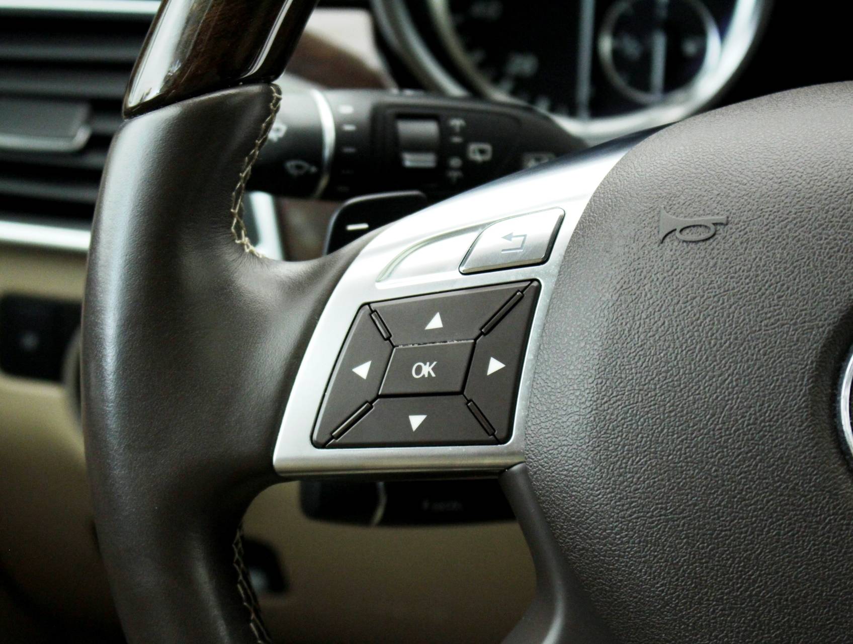 Florida Fine Cars - Used MERCEDES-BENZ M CLASS 2012 MIAMI ML350 4MATIC