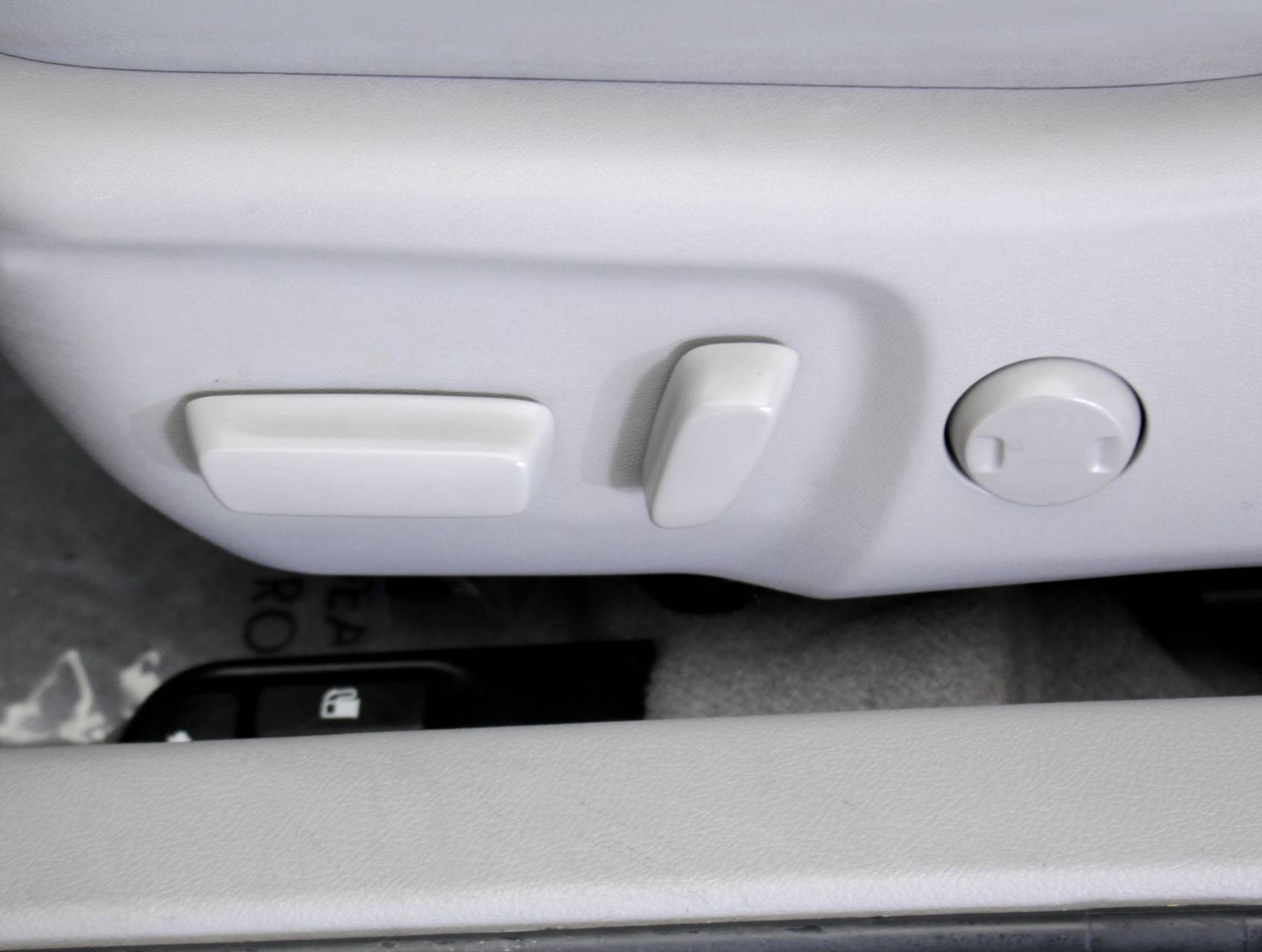 Florida Fine Cars - Used TOYOTA CAMRY 2017 MIAMI Xle Hybrid