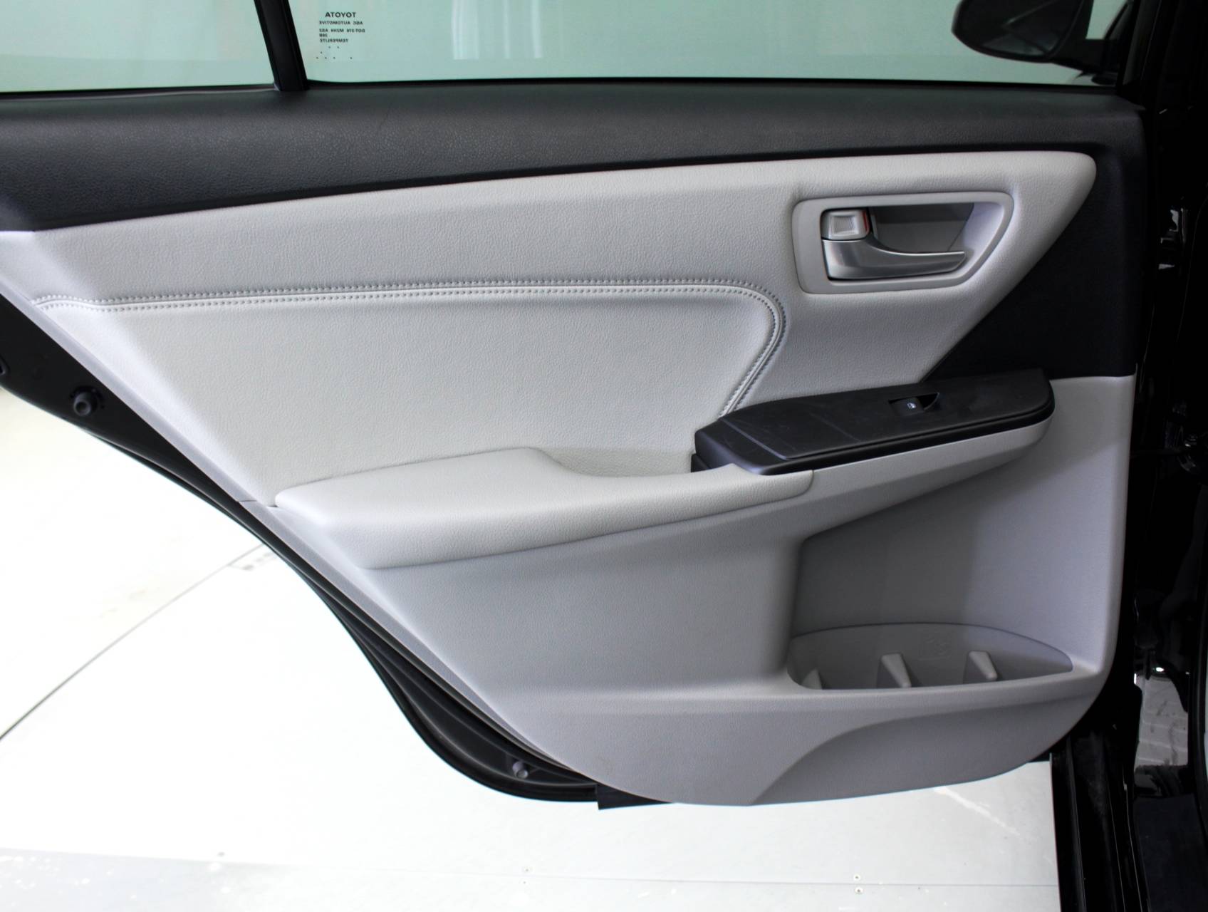 Florida Fine Cars - Used TOYOTA CAMRY 2017 MIAMI Xle Hybrid