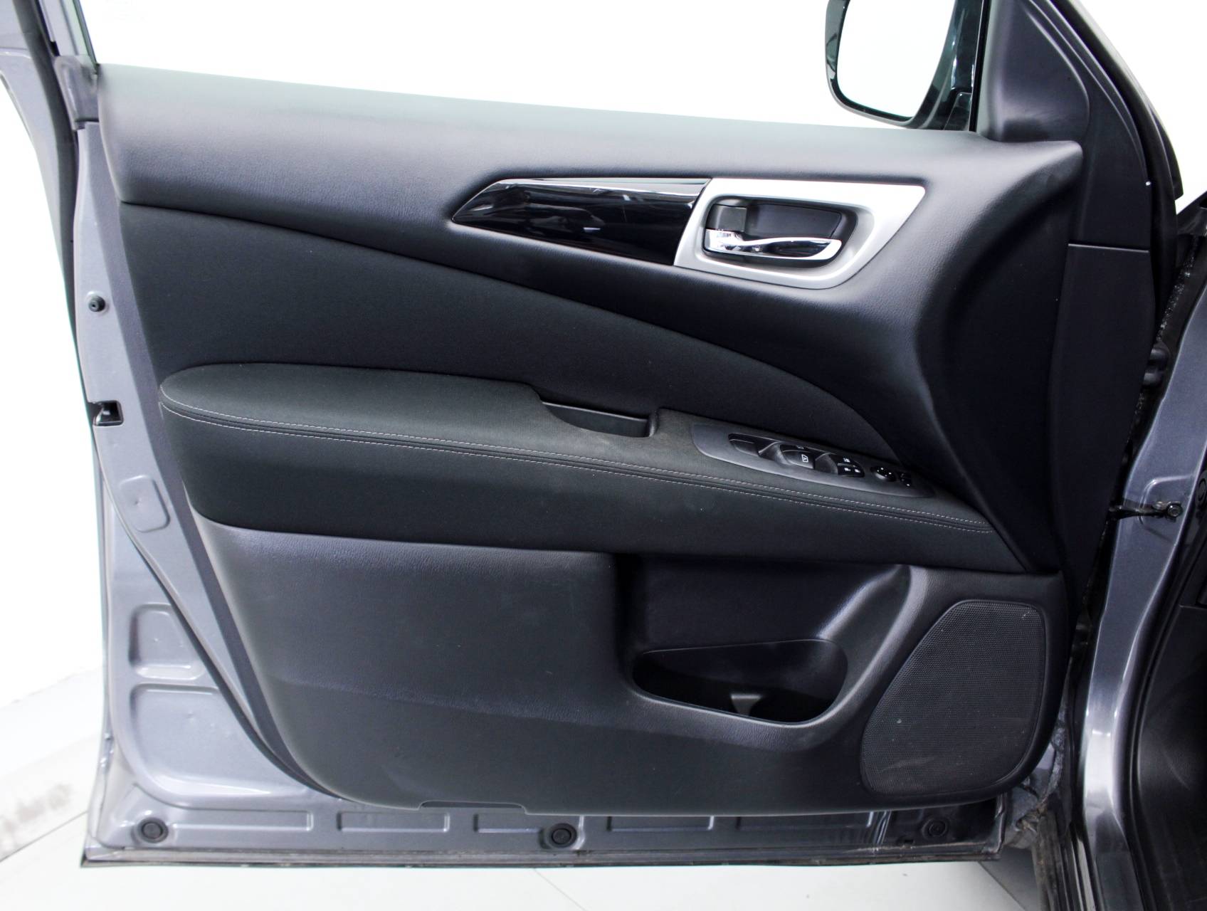 Florida Fine Cars - Used NISSAN PATHFINDER 2017 WEST PALM Sv Awd