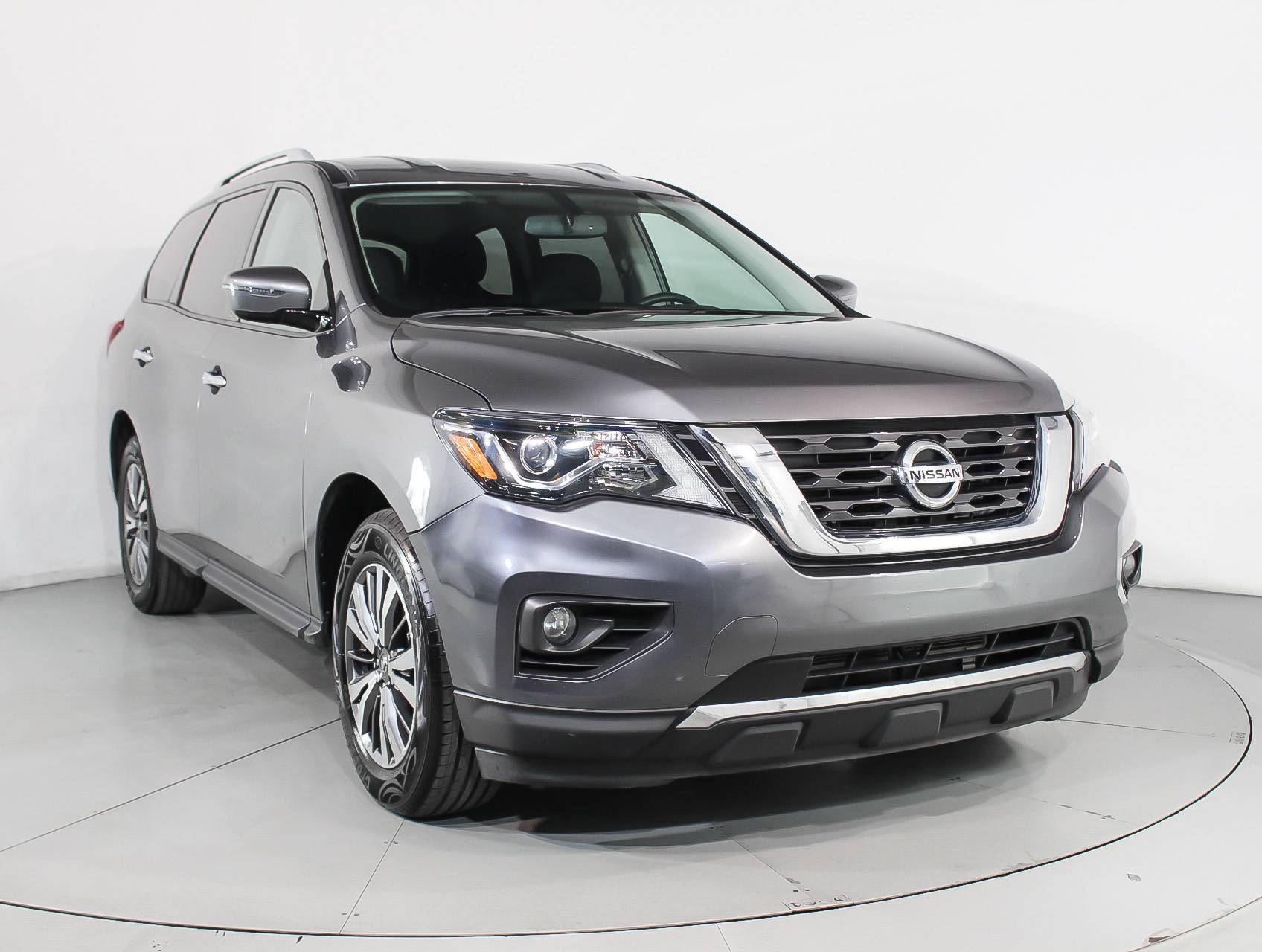 Florida Fine Cars - Used NISSAN PATHFINDER 2017 WEST PALM Sv Awd
