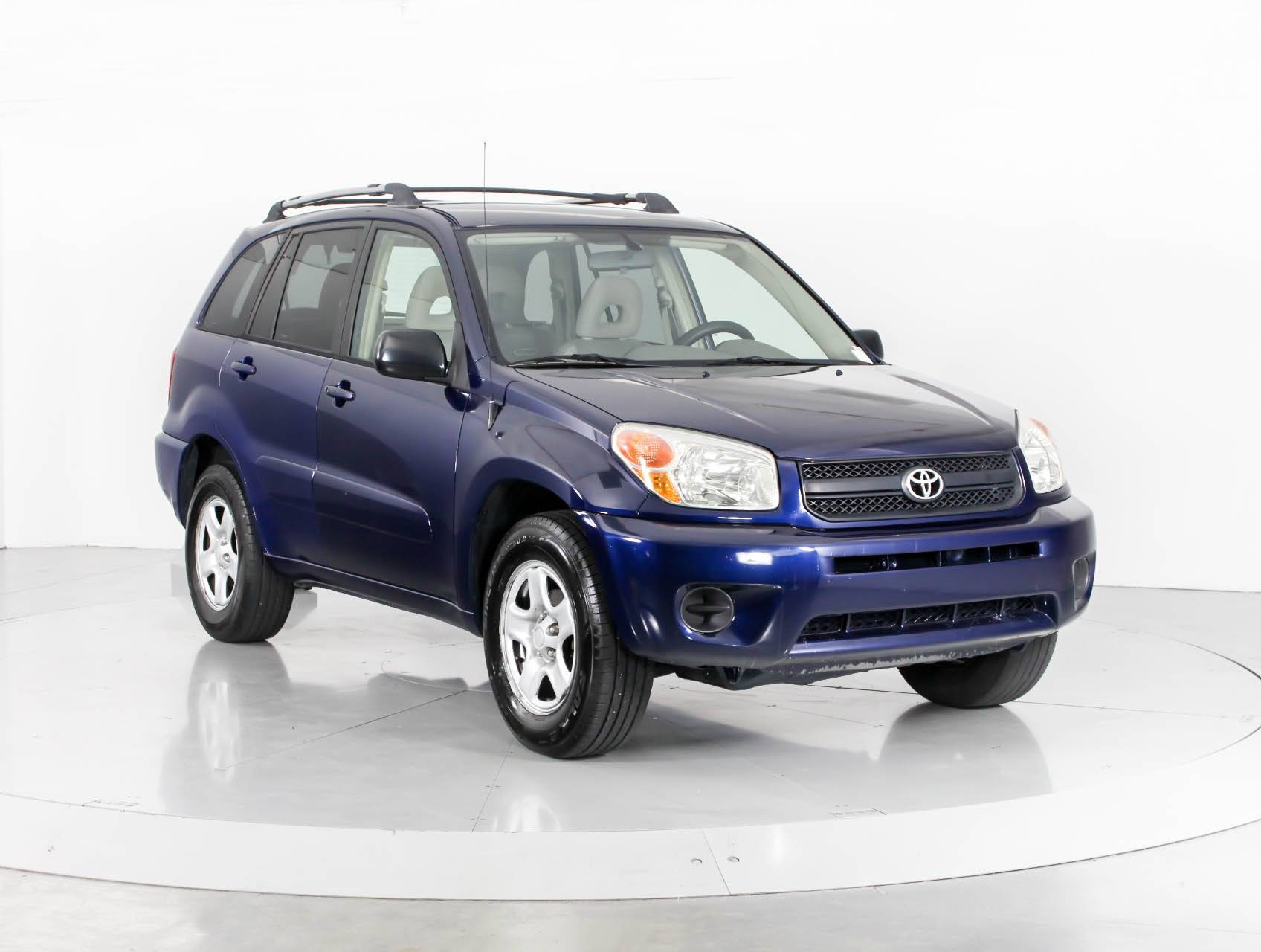 Florida Fine Cars - Used TOYOTA RAV4 2004 MIAMI BASE