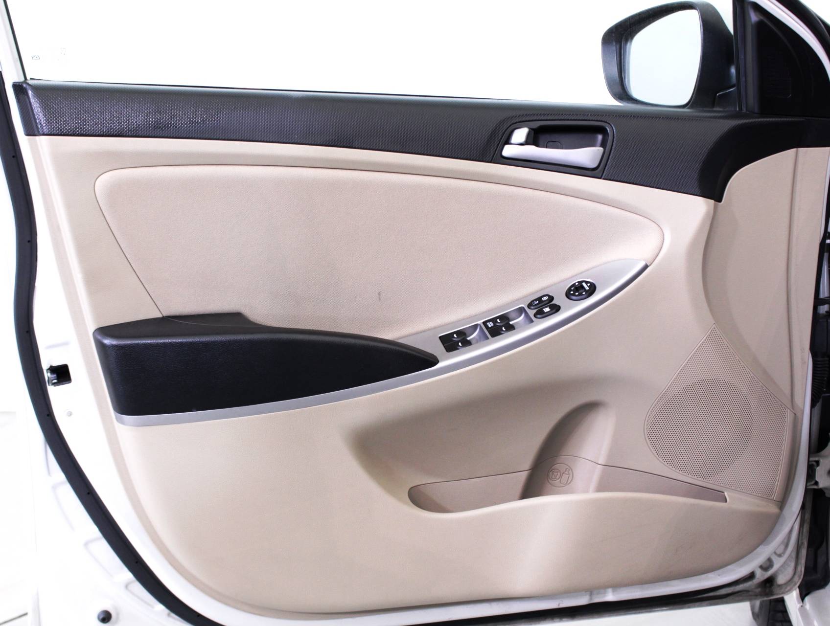 Florida Fine Cars - Used HYUNDAI ACCENT 2016 MIAMI SE