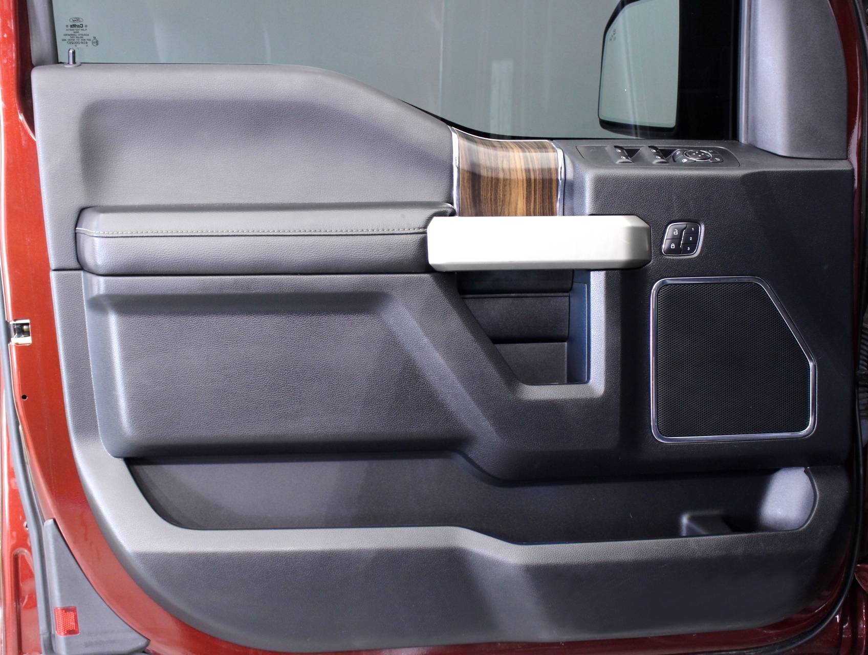 Florida Fine Cars - Used FORD F 150 2015 MIAMI Lariat Fx4