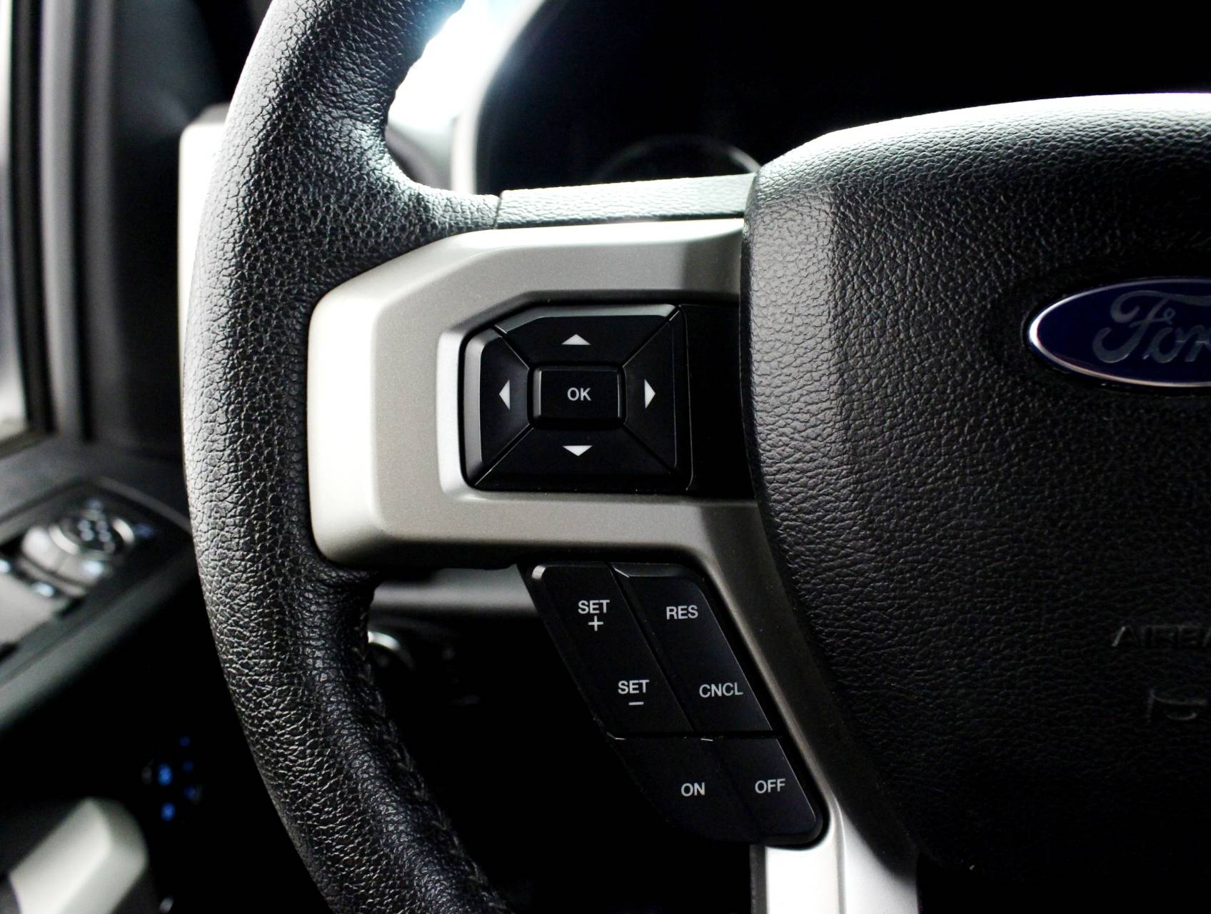 Florida Fine Cars - Used FORD F 150 2015 MIAMI Lariat Fx4