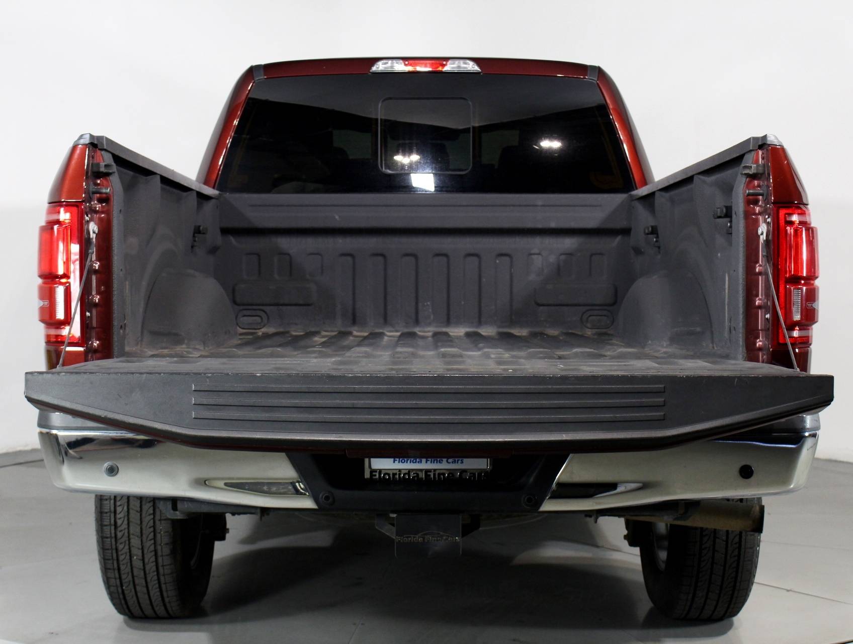 Florida Fine Cars - Used FORD F 150 2015 MIAMI Lariat Fx4