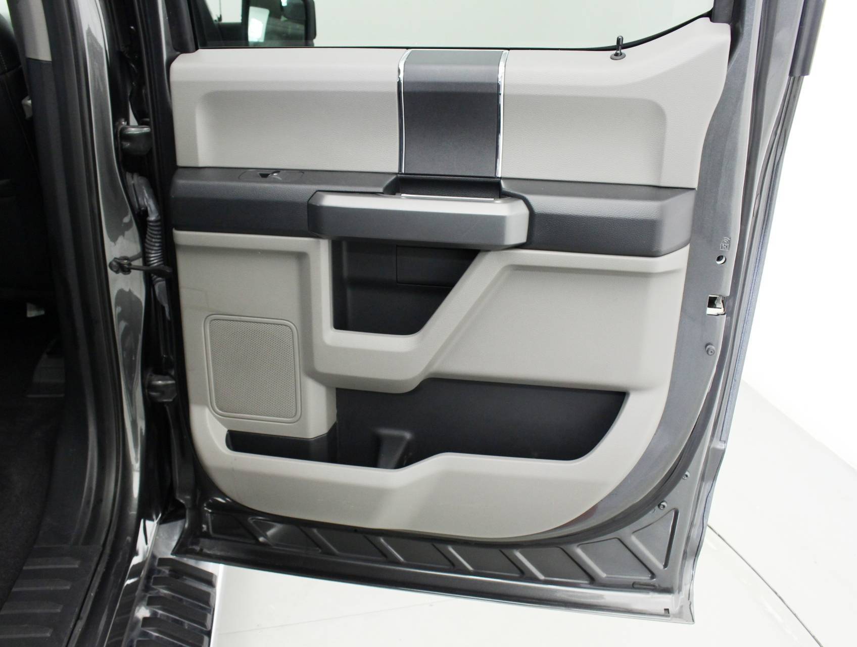 Florida Fine Cars - Used FORD F 150 Crew Cab 2016 MIAMI XLT ECOBOOST