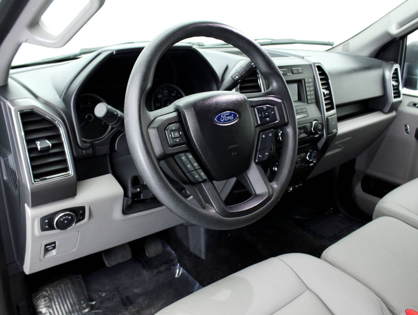 Florida Fine Cars - Used FORD F 150 2017 MIAMI Xlt 4x4