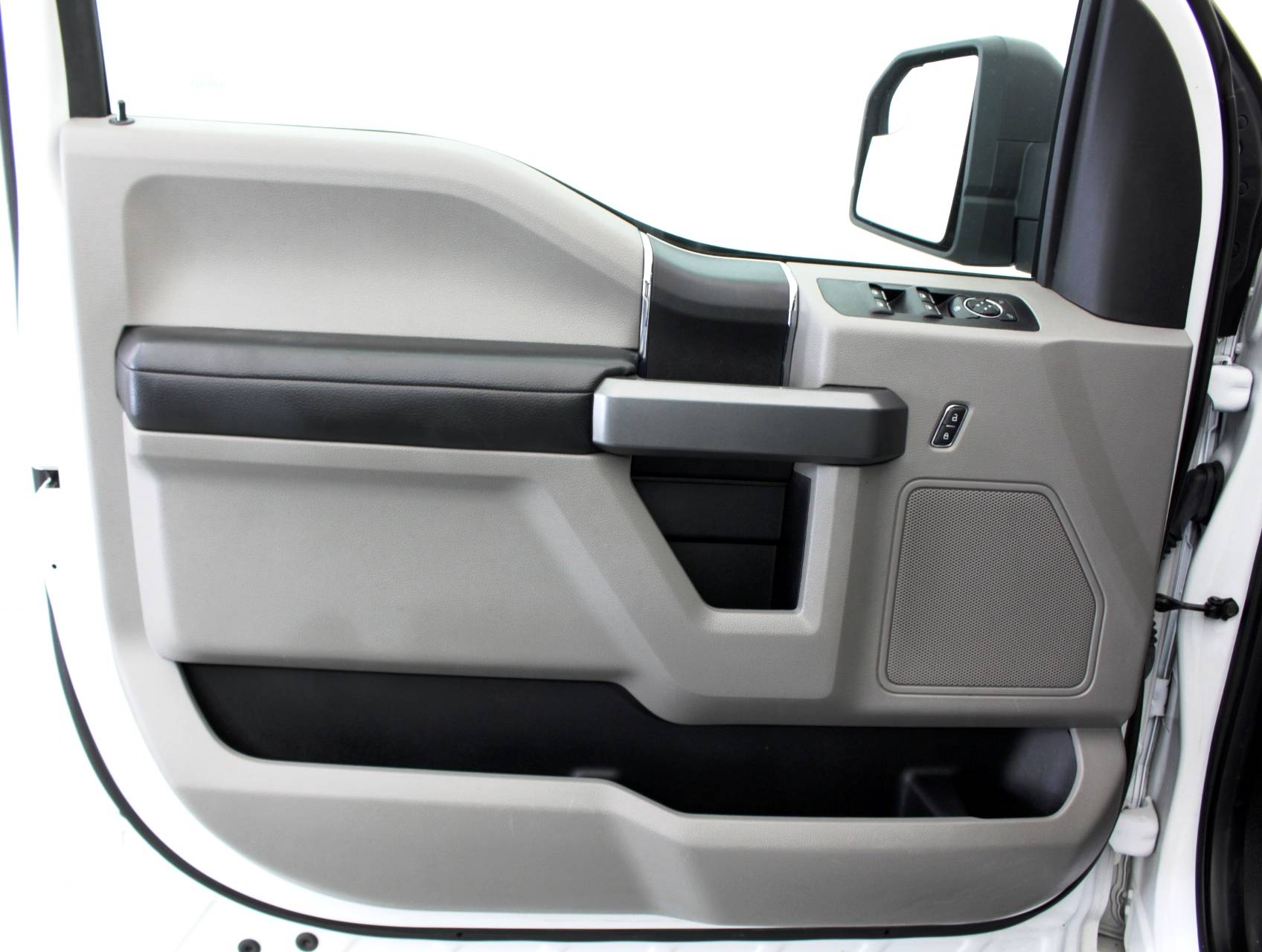 Florida Fine Cars - Used FORD F 150 2017 MIAMI Xlt 4x4