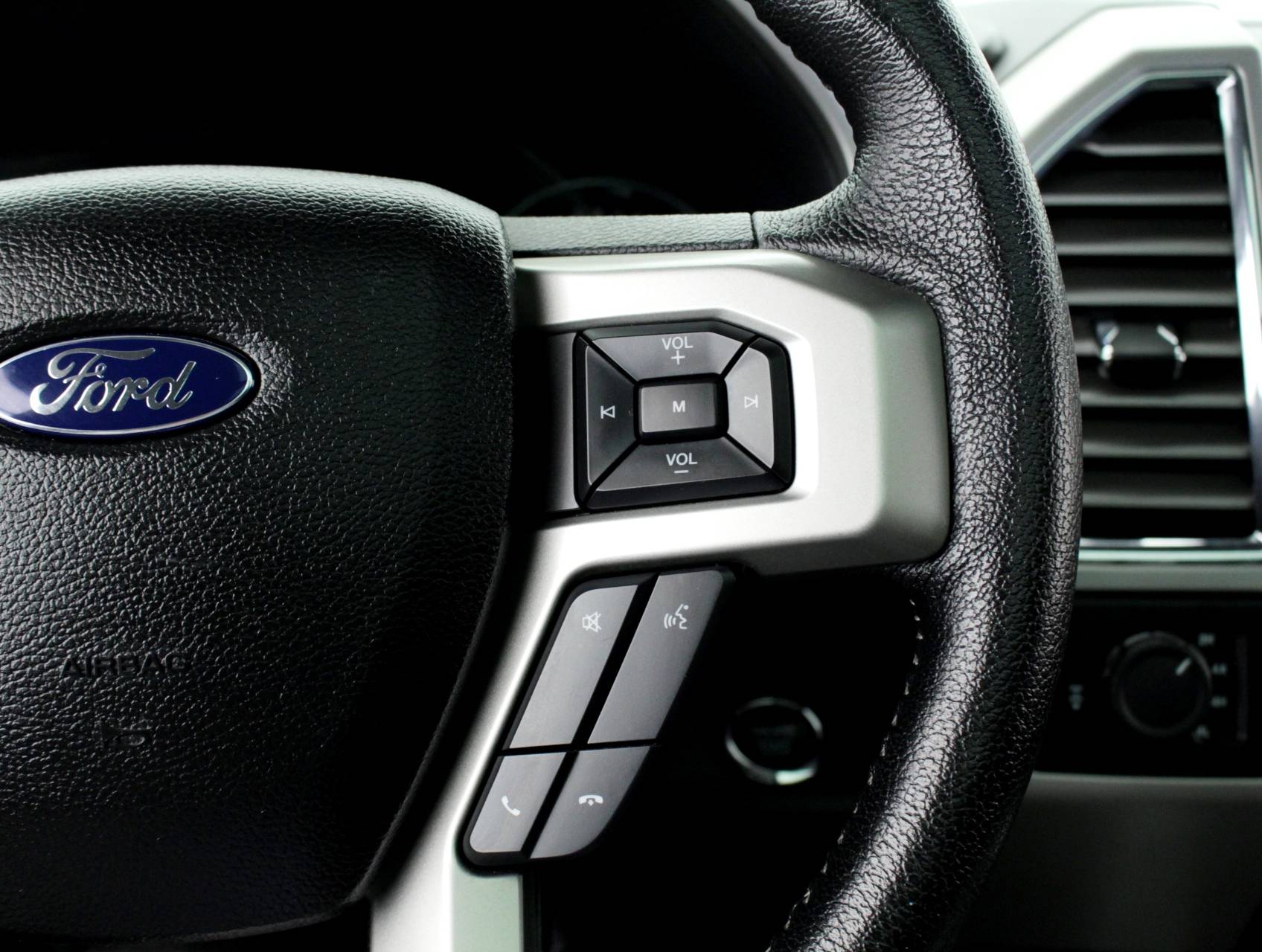 Florida Fine Cars - Used FORD F 150 2015 MIAMI Lariat Fx4