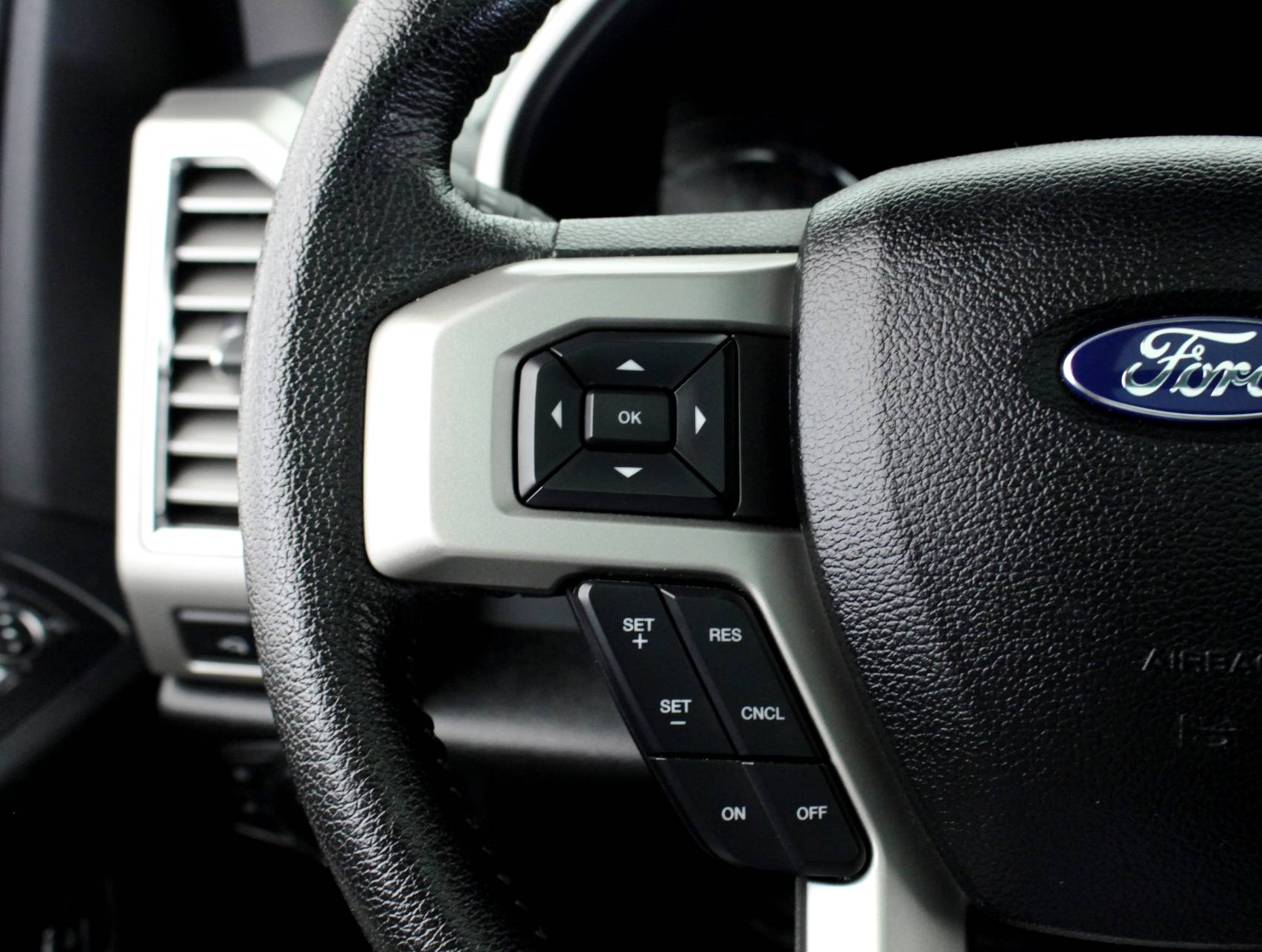 Florida Fine Cars - Used FORD F 150 2015 MIAMI Lariat Fx4