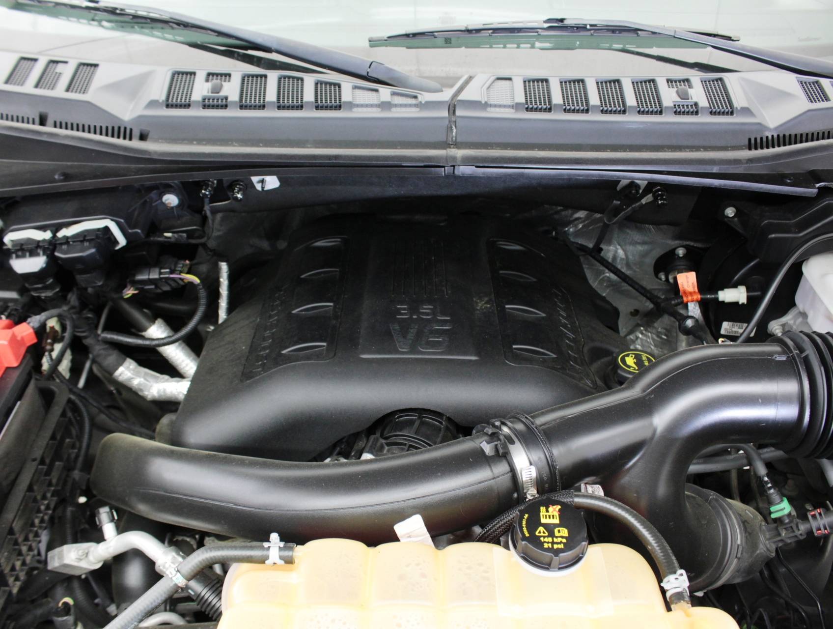 Florida Fine Cars - Used FORD F 150 2015 MIAMI Lariat Fx4