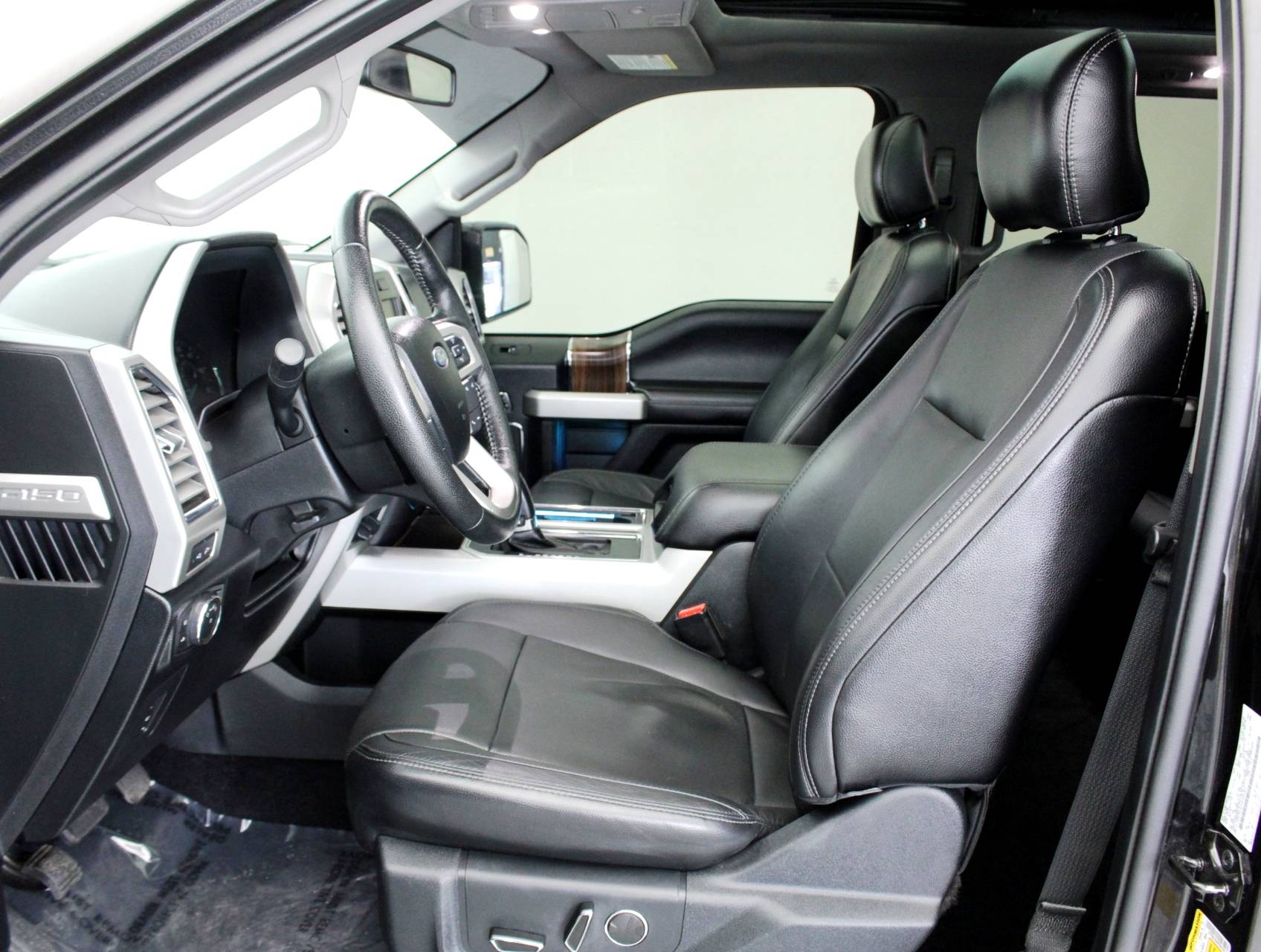 Florida Fine Cars - Used FORD F 150 2015 MIAMI Lariat Fx4