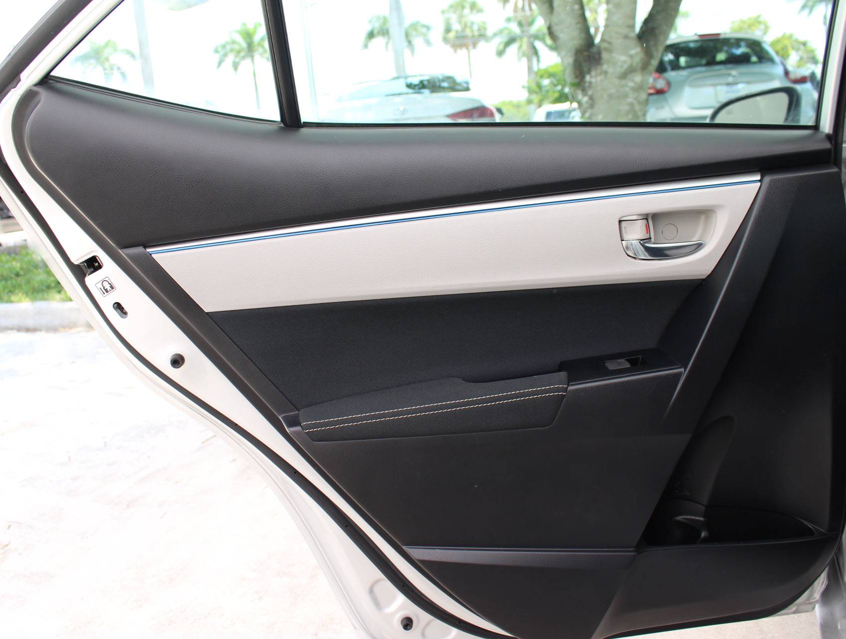 Florida Fine Cars - Used TOYOTA COROLLA 2015 MARGATE Le