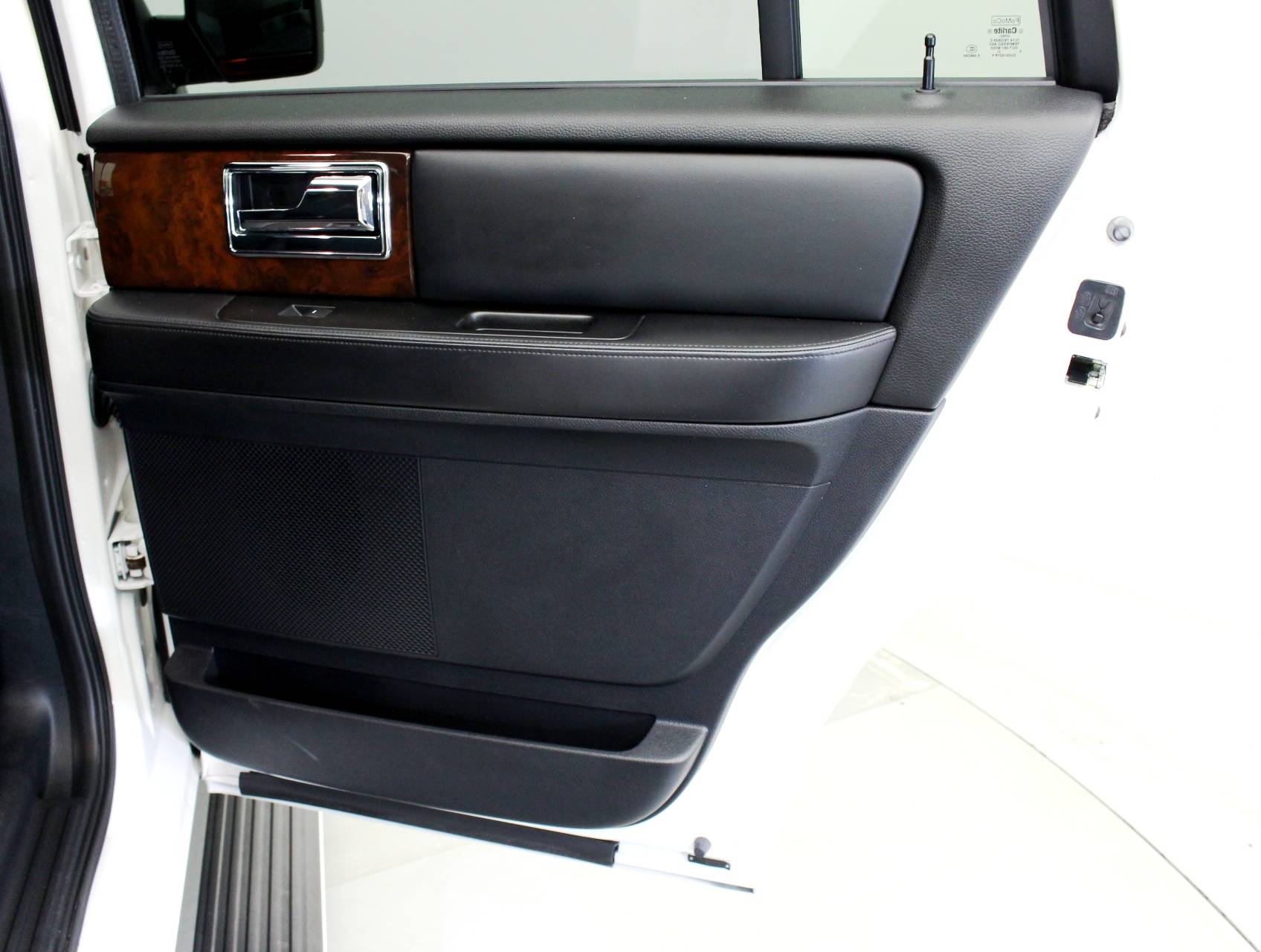 Florida Fine Cars - Used LINCOLN NAVIGATOR 2015 MIAMI 