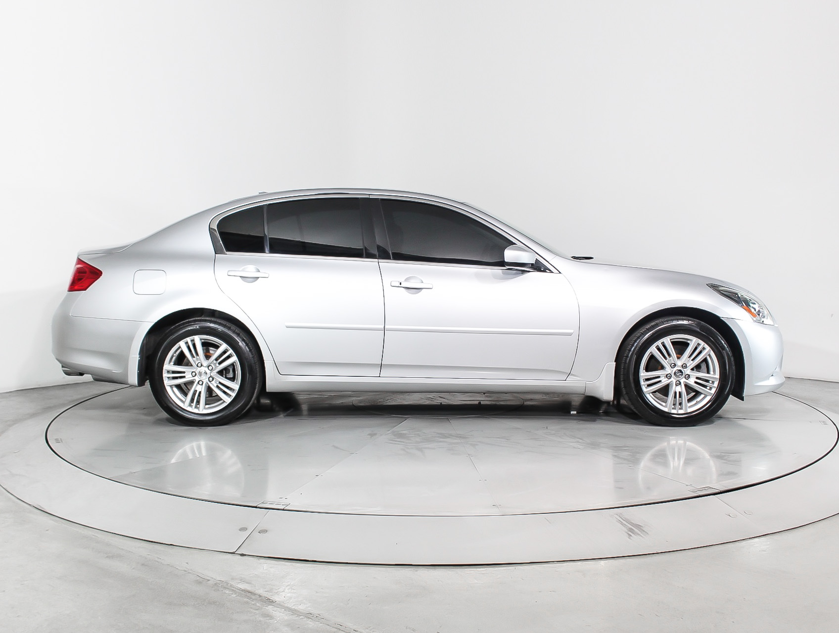 Florida Fine Cars - Used INFINITI G37X 2011 MIAMI BASE